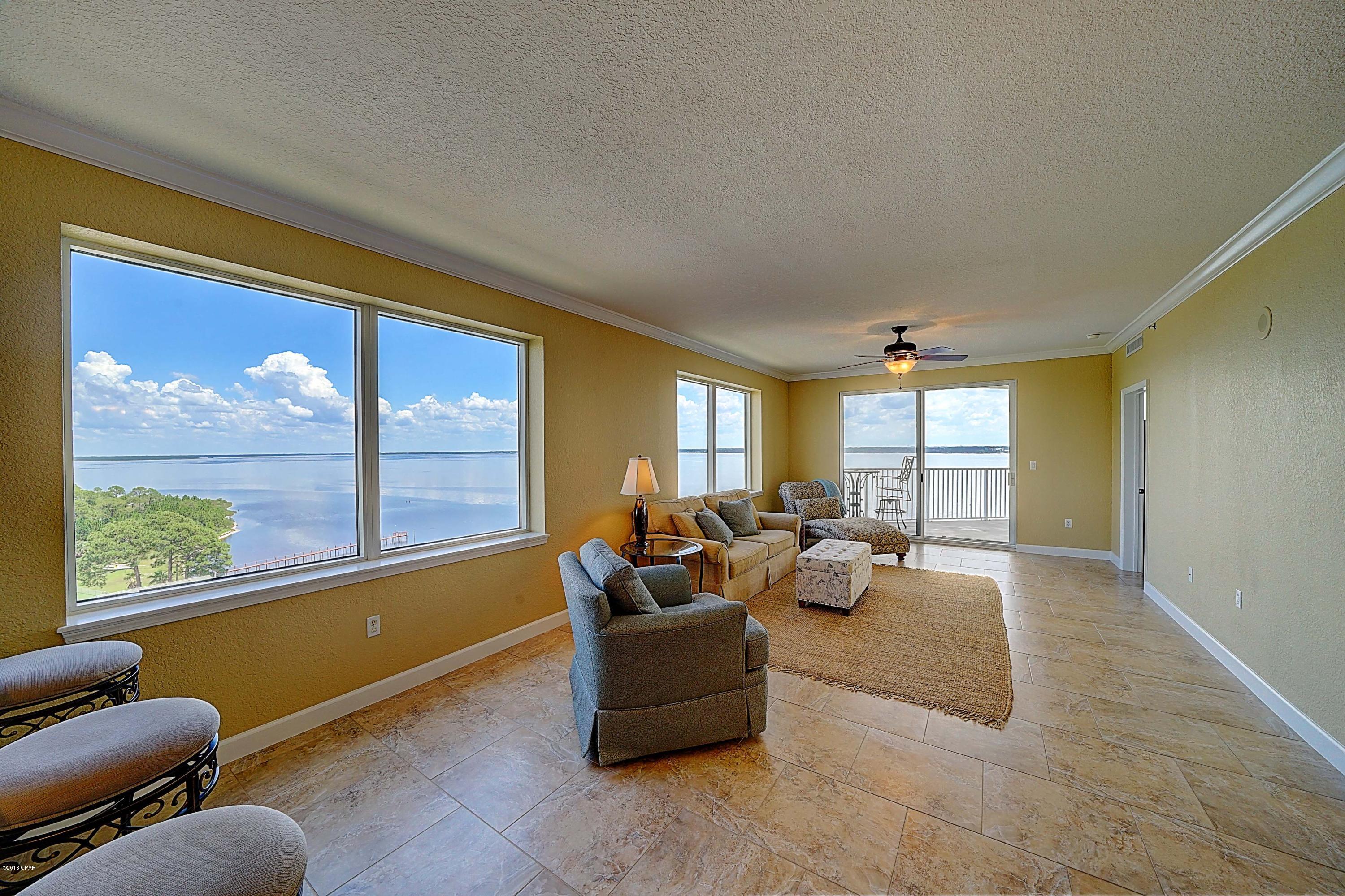 Hibiscus By The Bay - Residential