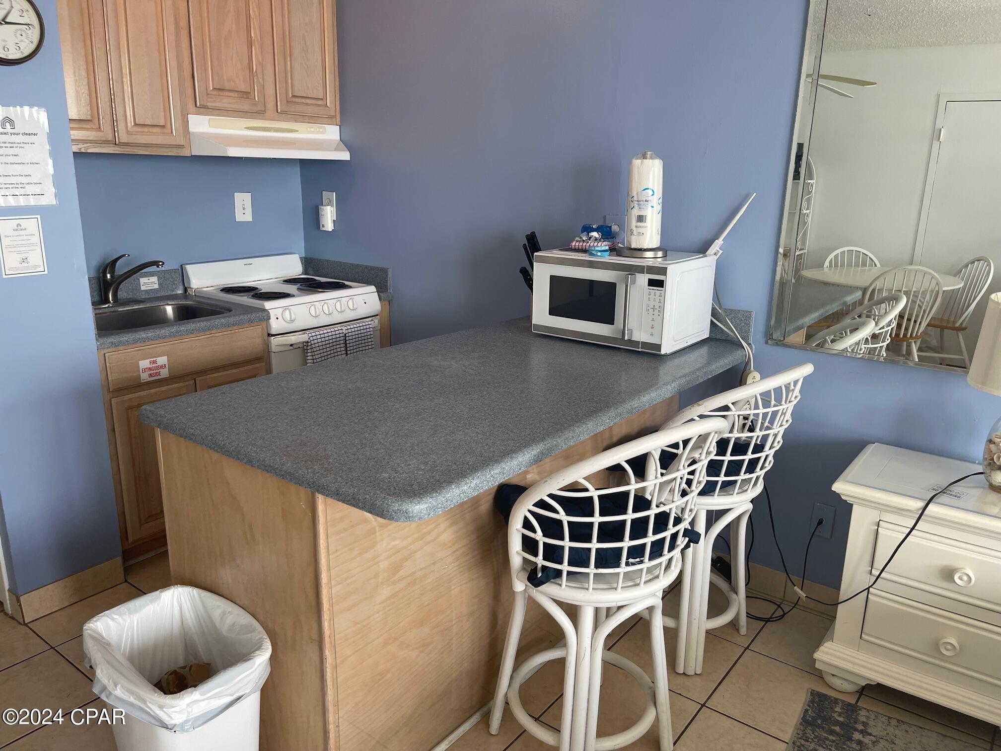 Top Of The Gulf Condo. - Residential