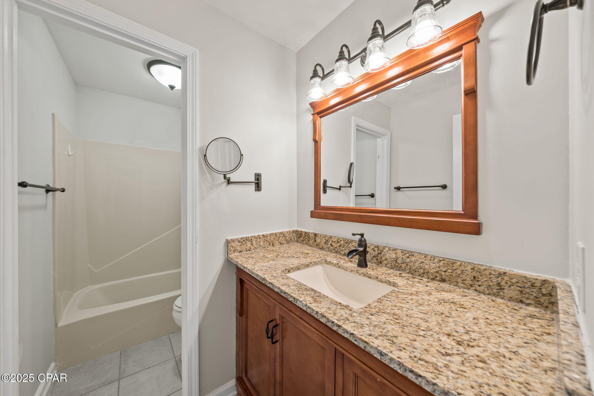 Baywood Shores Est Unit 4 - Residential