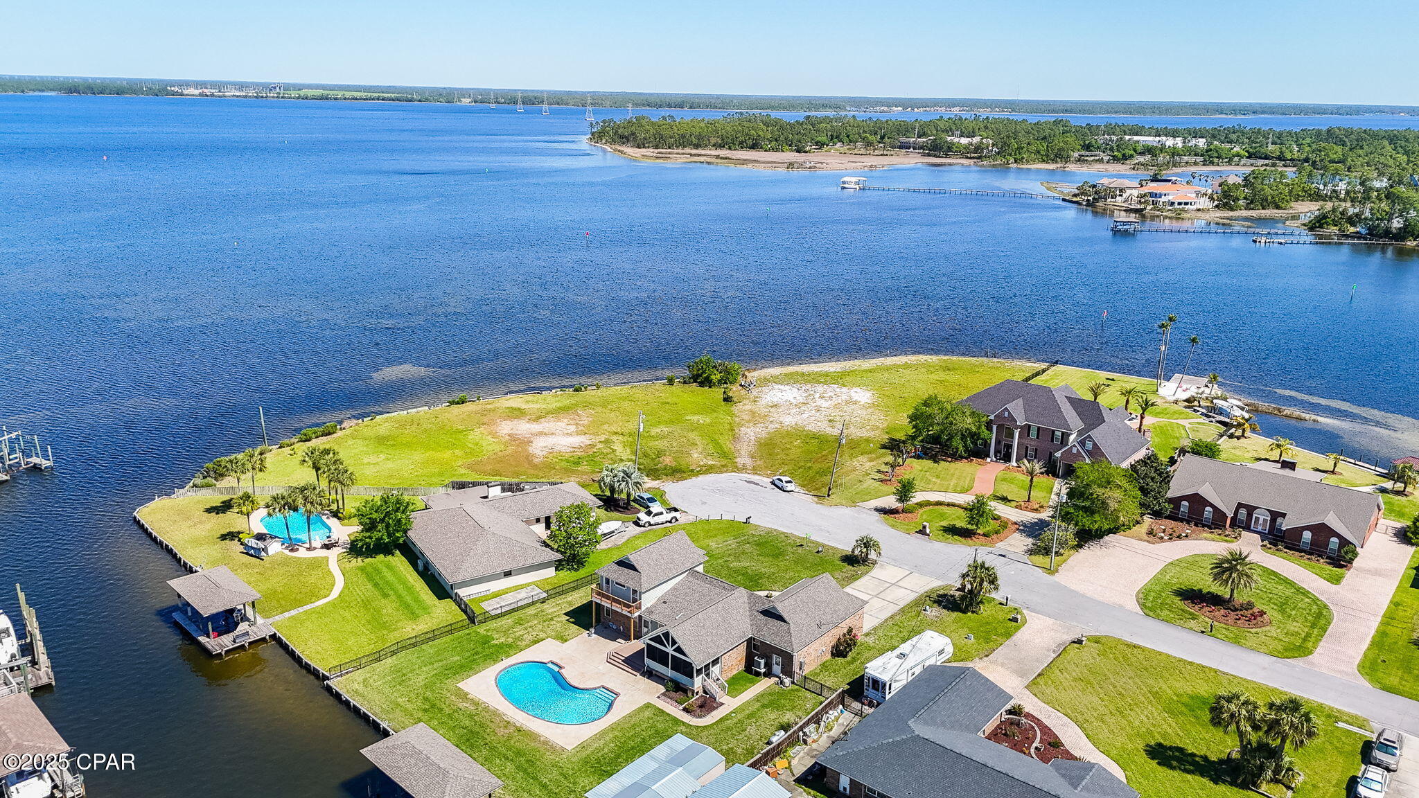 Baywood Shores Est Unit 4 - Residential