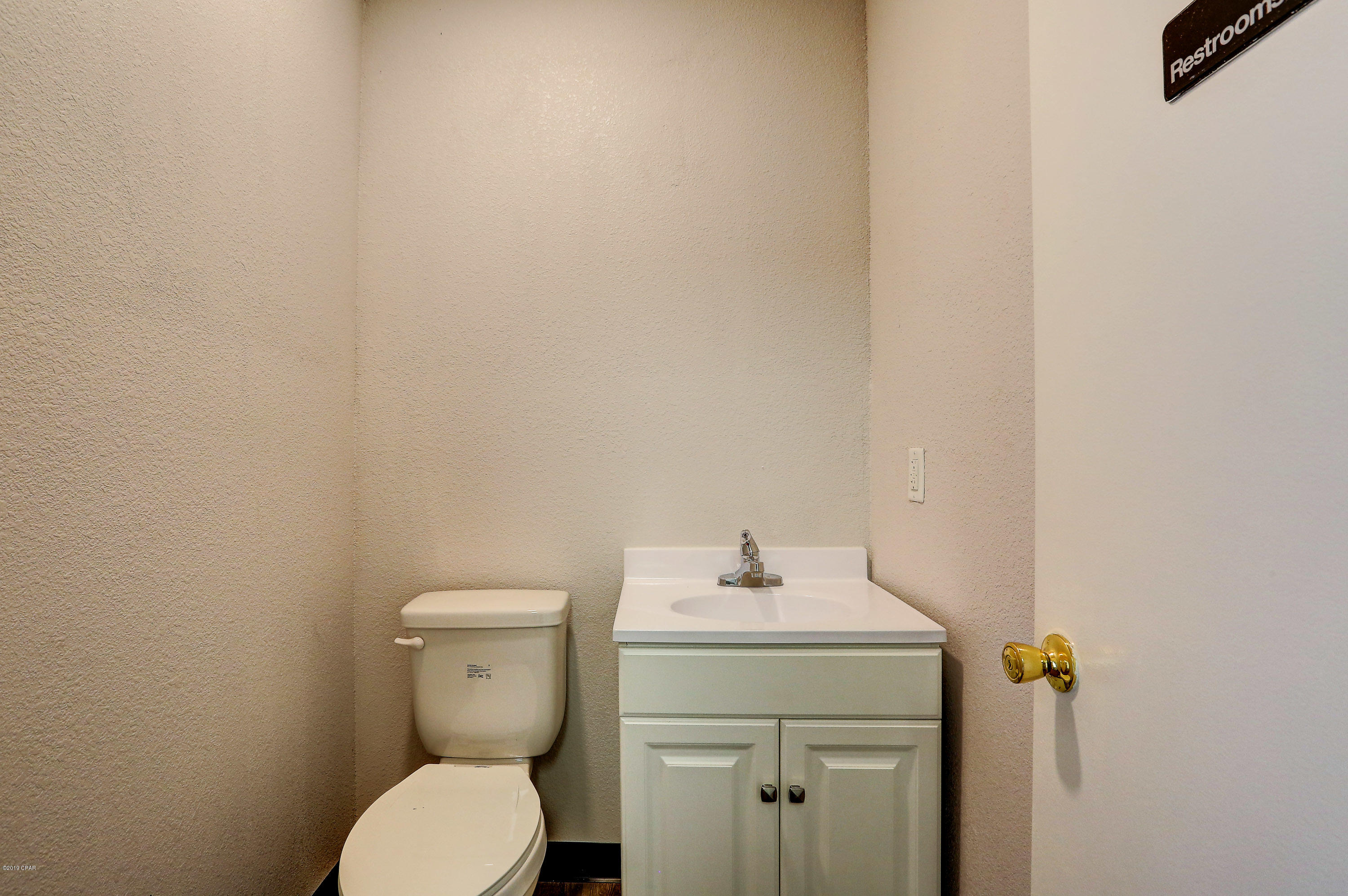 No Named Subdivision - Commercial Lease