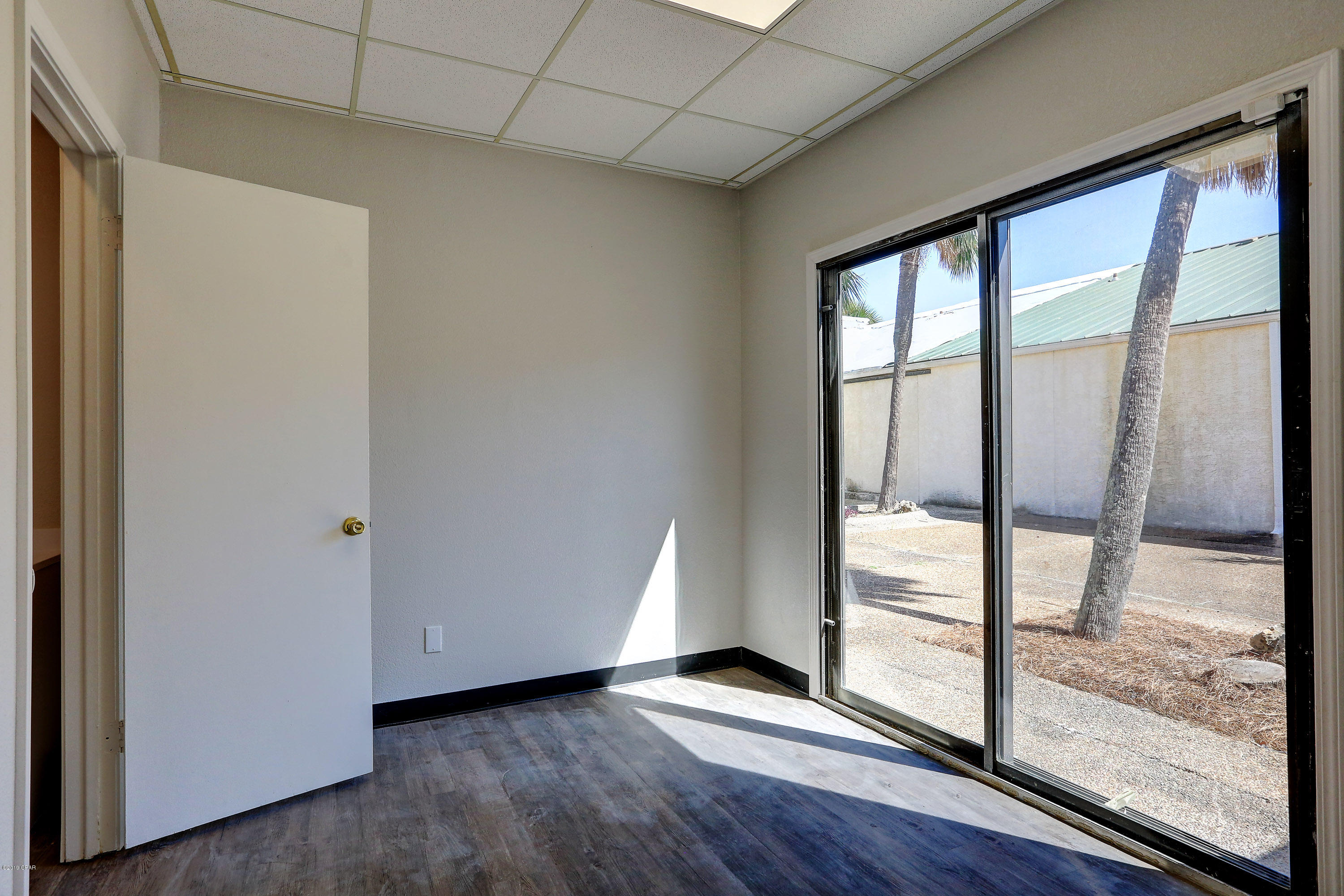 No Named Subdivision - Commercial Lease