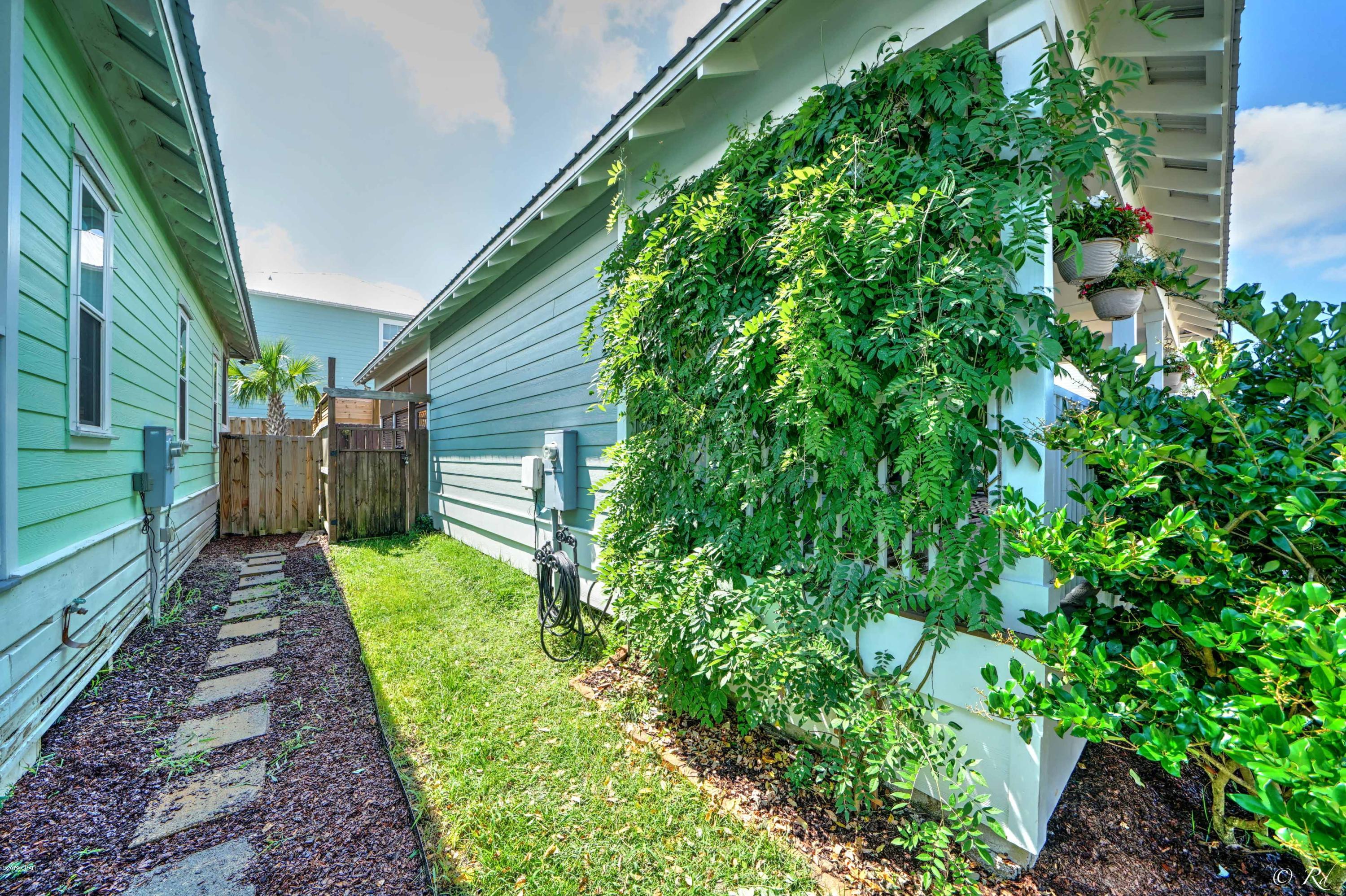 Paradise Grove - Residential