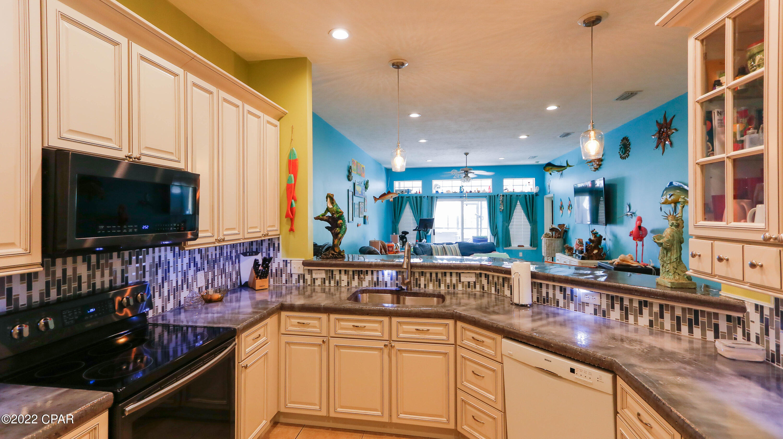 Dolphin Bay Ph II - Residential