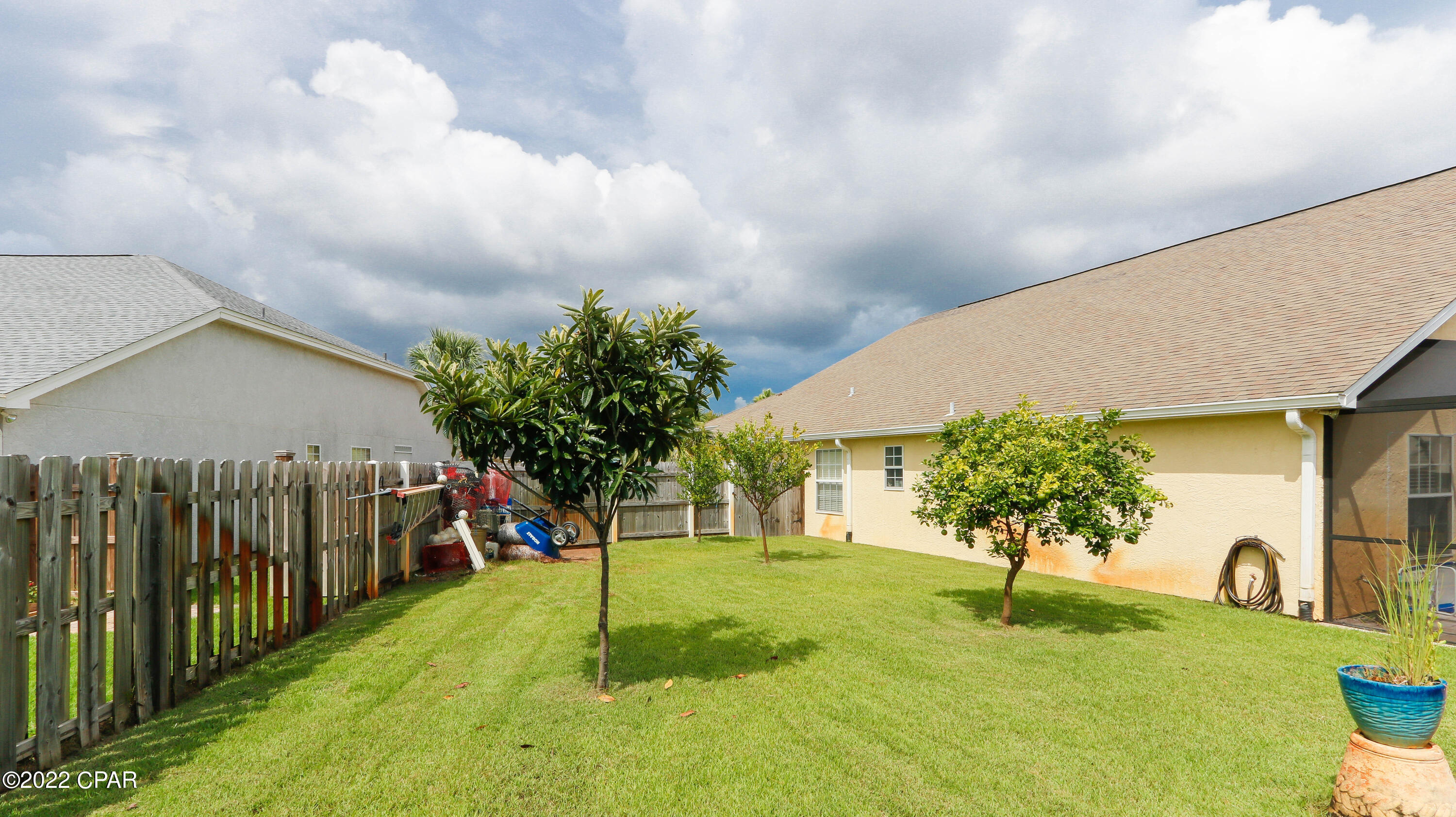 Dolphin Bay Ph II - Residential