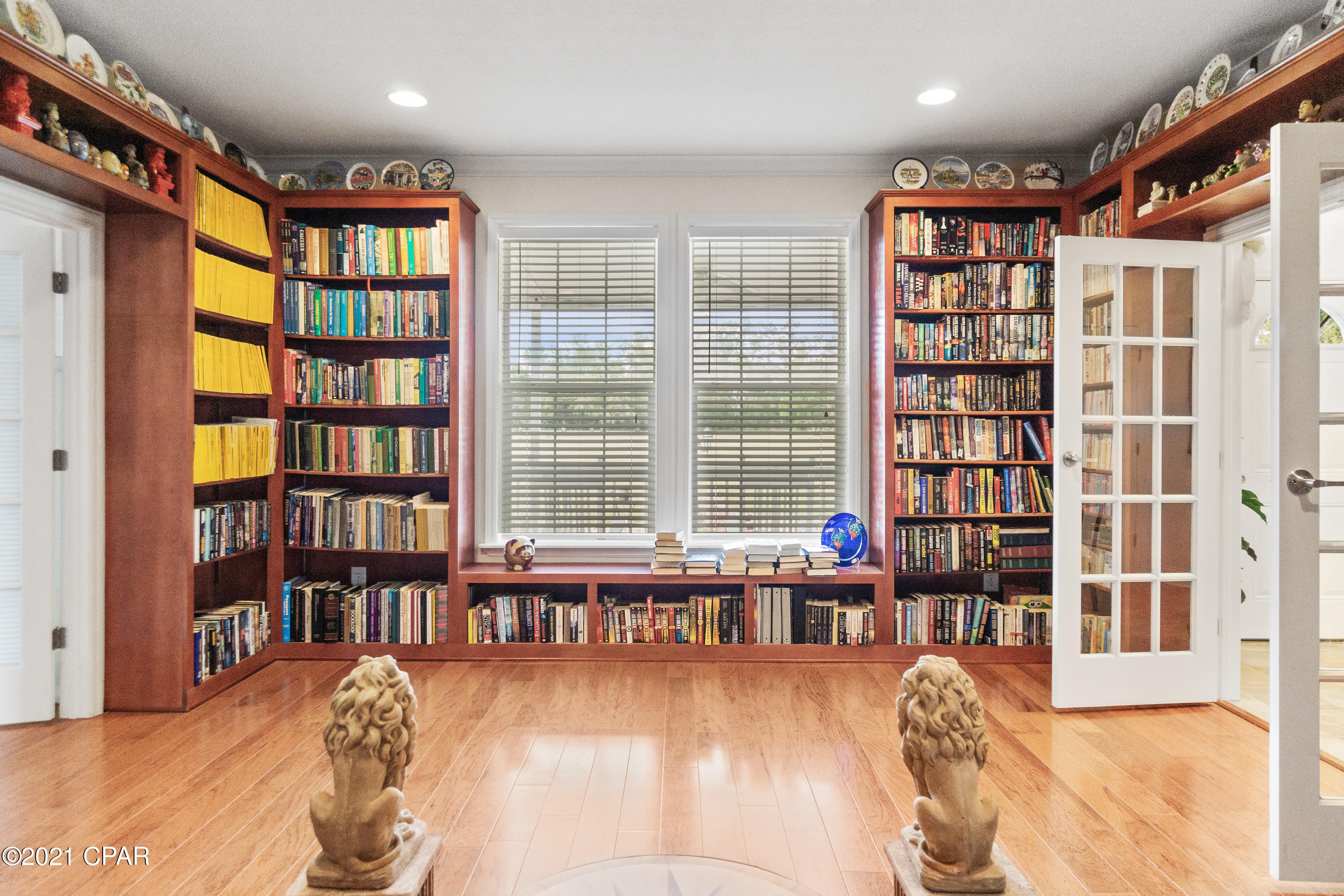 [No Recorded Subdiv] - Residential