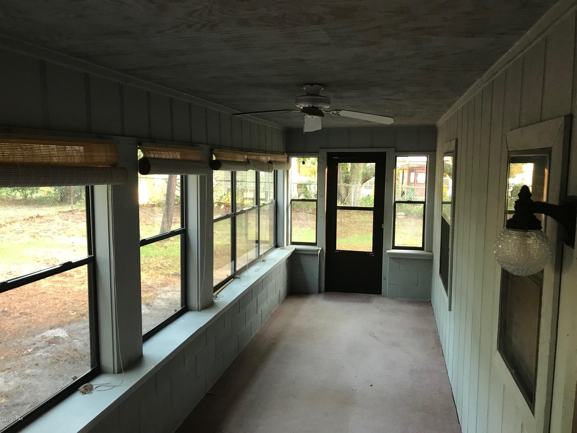 Riviera Beach 1st Add - Residential Lease