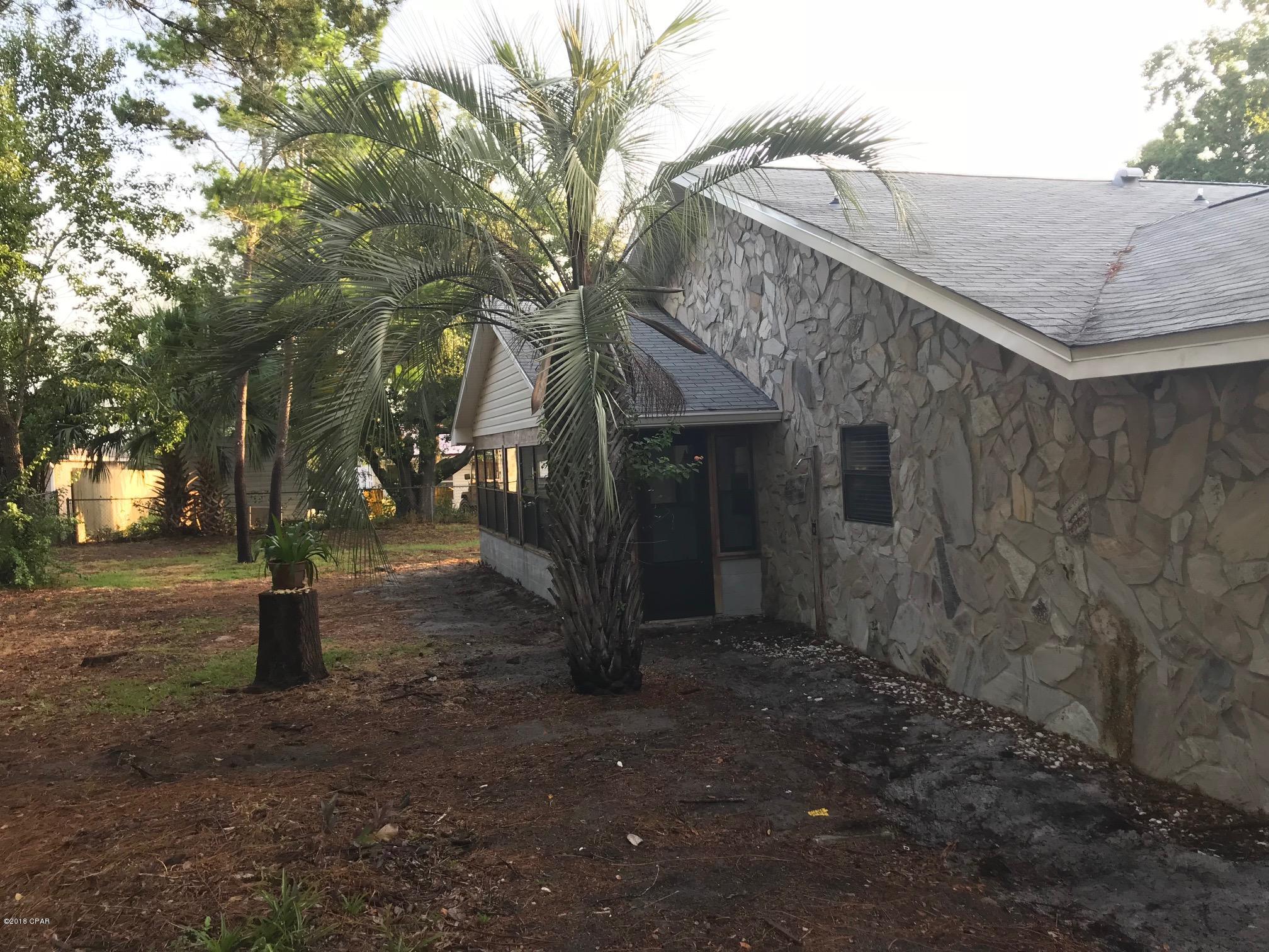 Riviera Beach 1st Add - Residential Lease