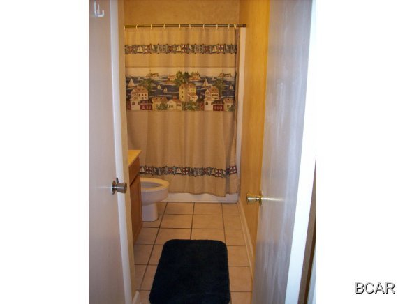 Treasure Cove Condo. - Residential Lease