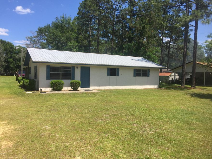 CHECK THIS ONE OUT. CLEAN AND NEAT. ALMOST AN ACRE LOT. 3 BEDROOM 1.5 BATH CLOSE TO DEERPOINT LAKE AND BEAR CREEK.THIS HOME AS BEEN WELL KEPT. METAL ROOF UNDER 3 YRS. OLD NEW WELL 1 YEAR OLD. 14 X 10 WORK SHOP AND 14 X 16 SCREENED PORCH.