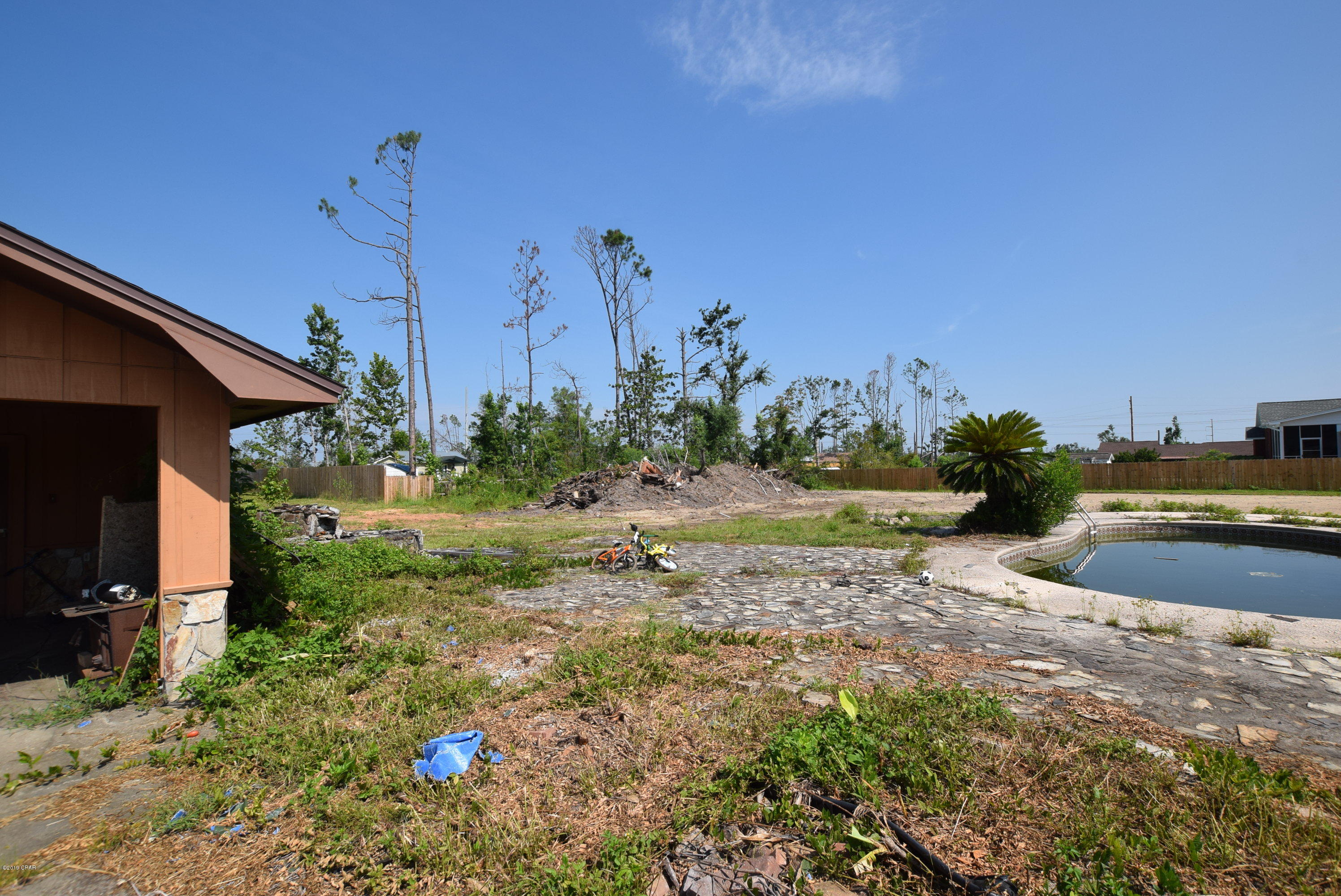 Rolling Hills - Residential
