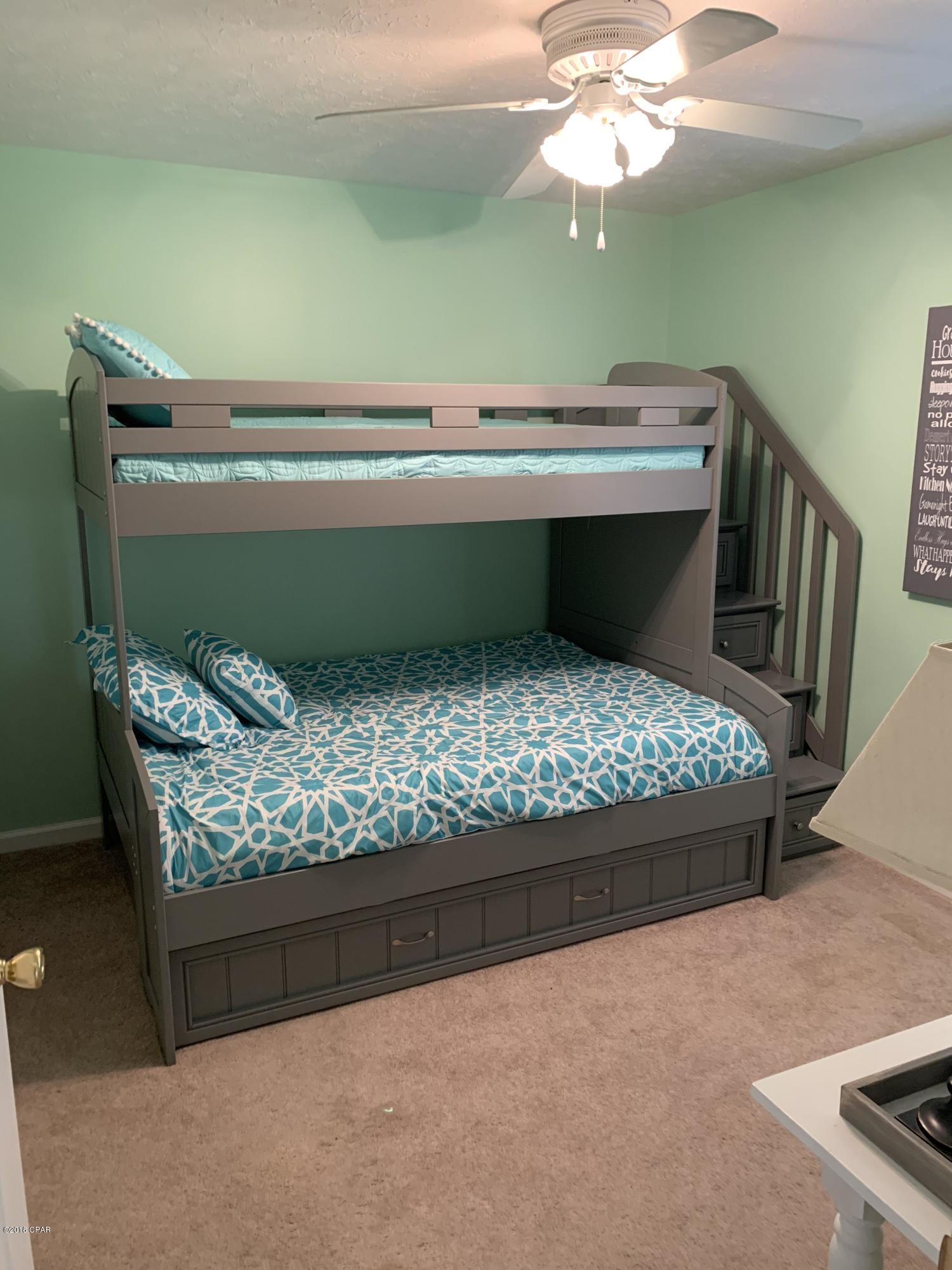 Palm Cove Phase III - Residential Lease