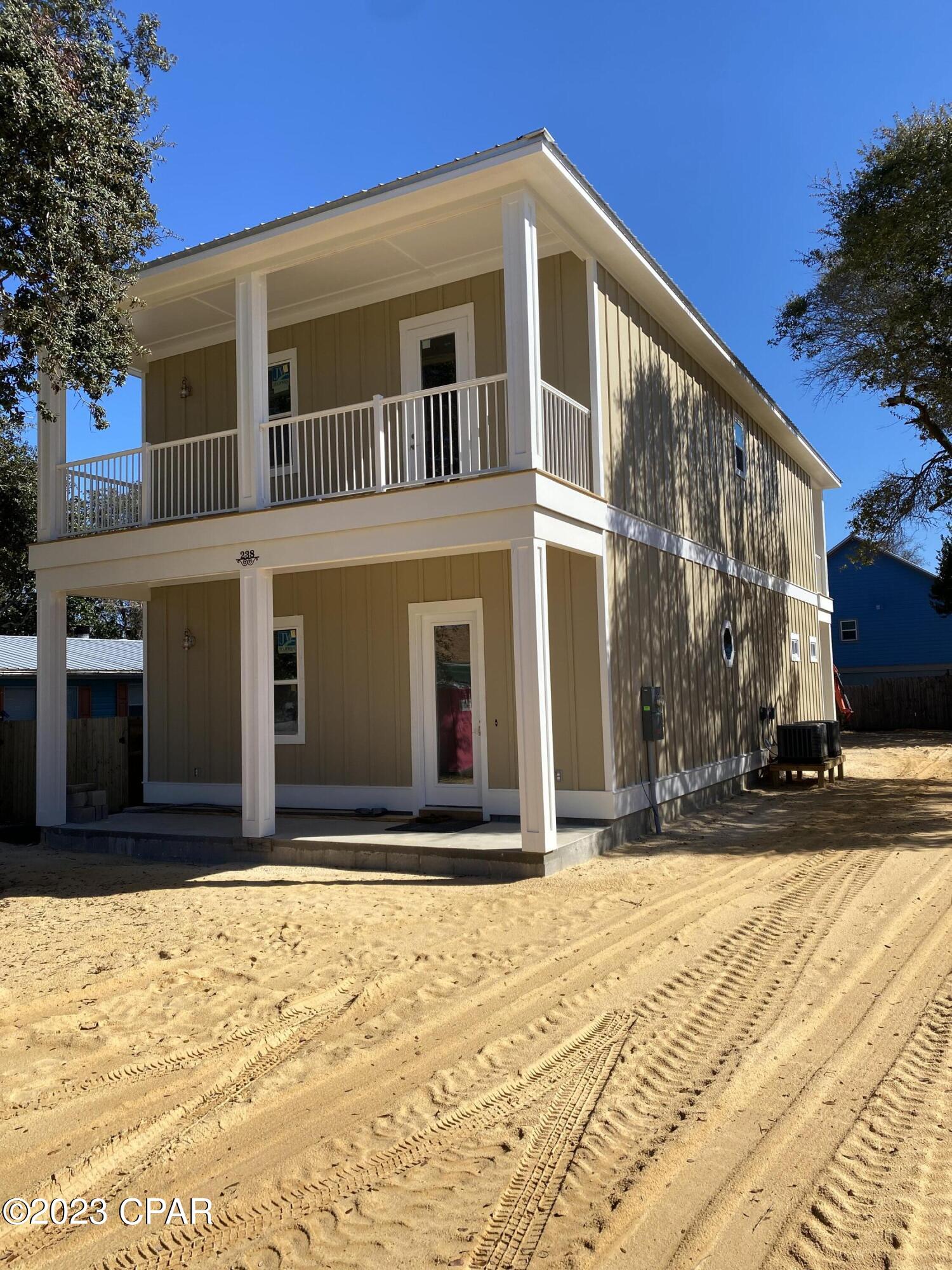 Laguna Beach Estates 9th Add - Residential