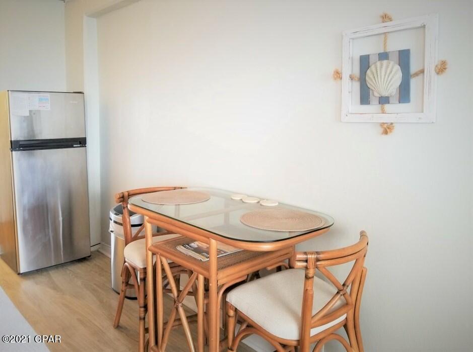 Fontainebleau Terrace - Residential