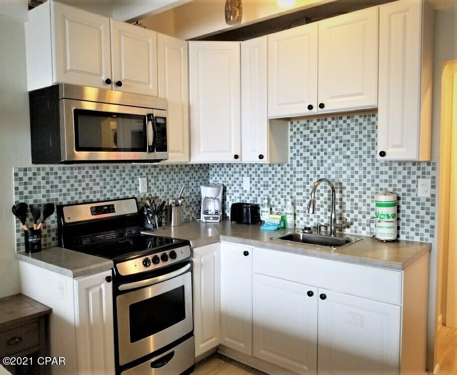 Fontainebleau Terrace - Residential