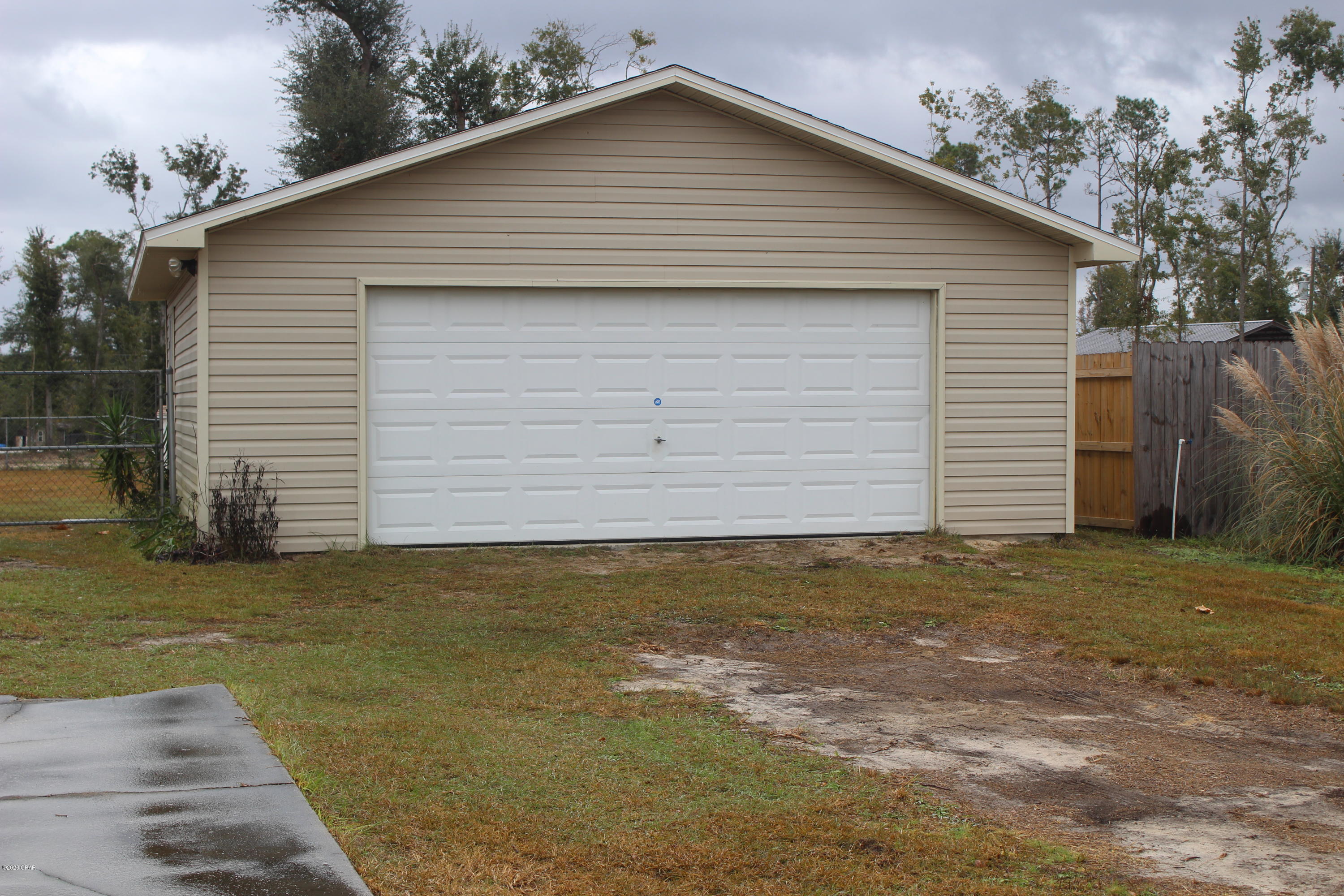 [No Recorded Subdiv] - Residential