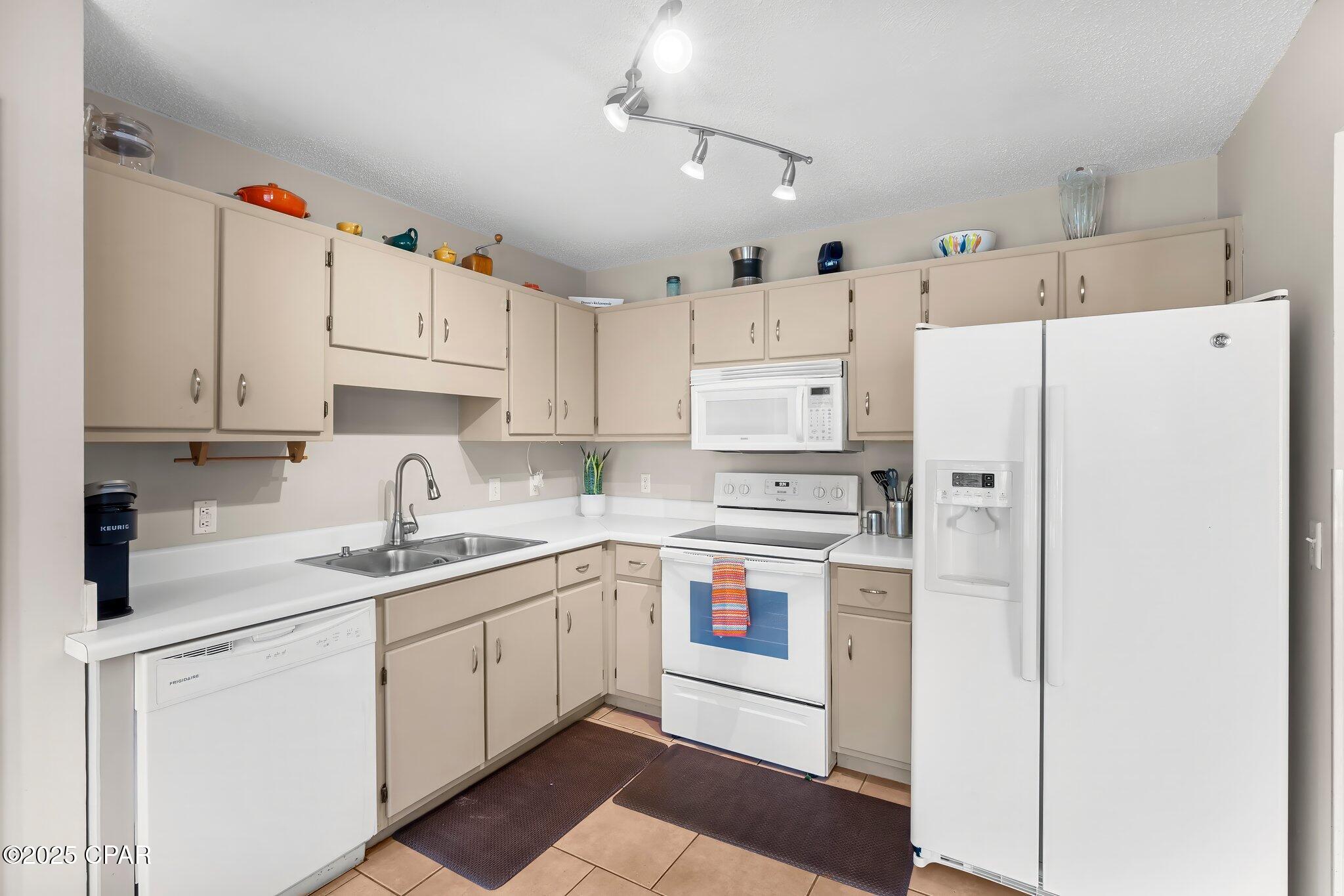 Gulf Highlands - Residential