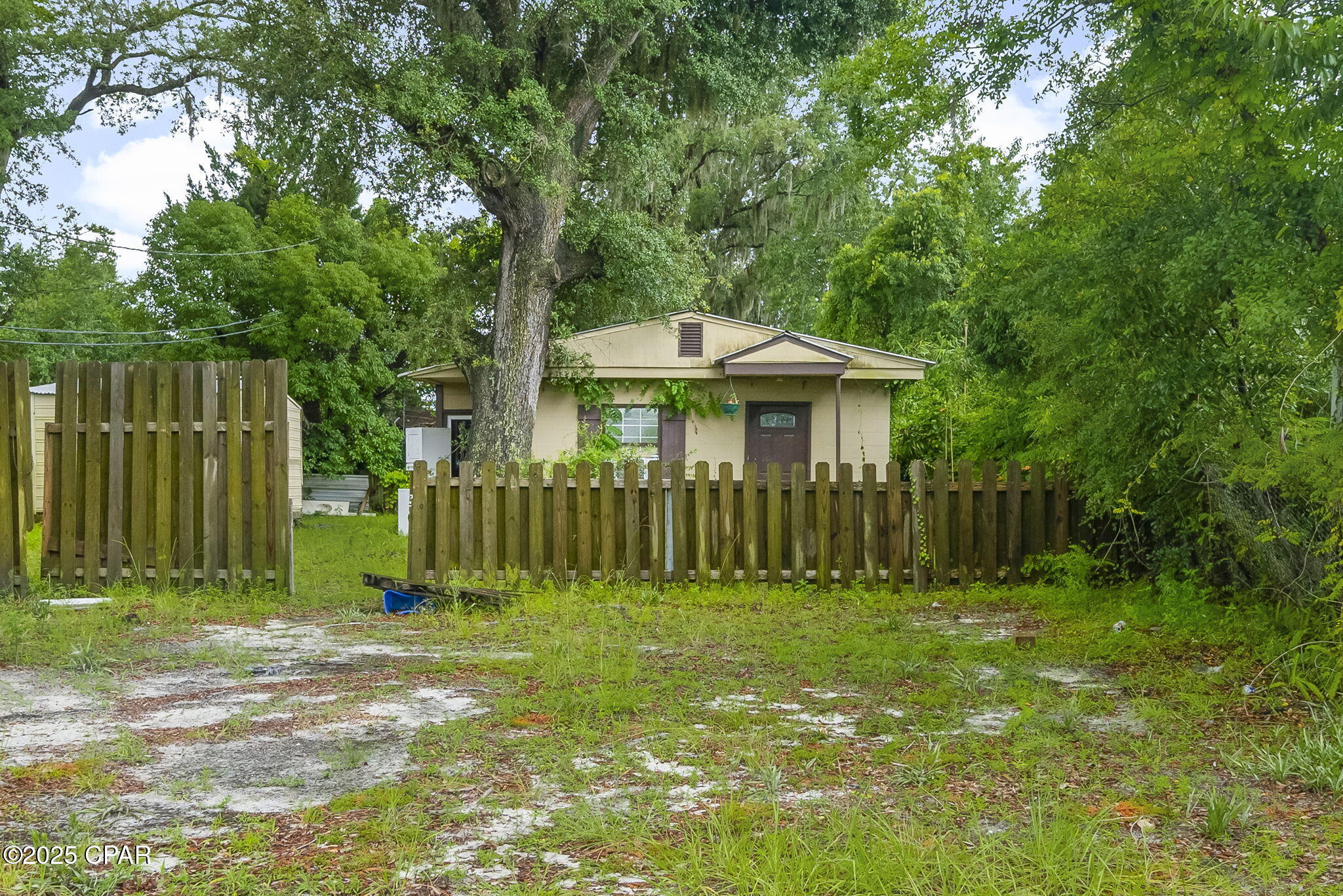 Sudduths 1st Add - Residential