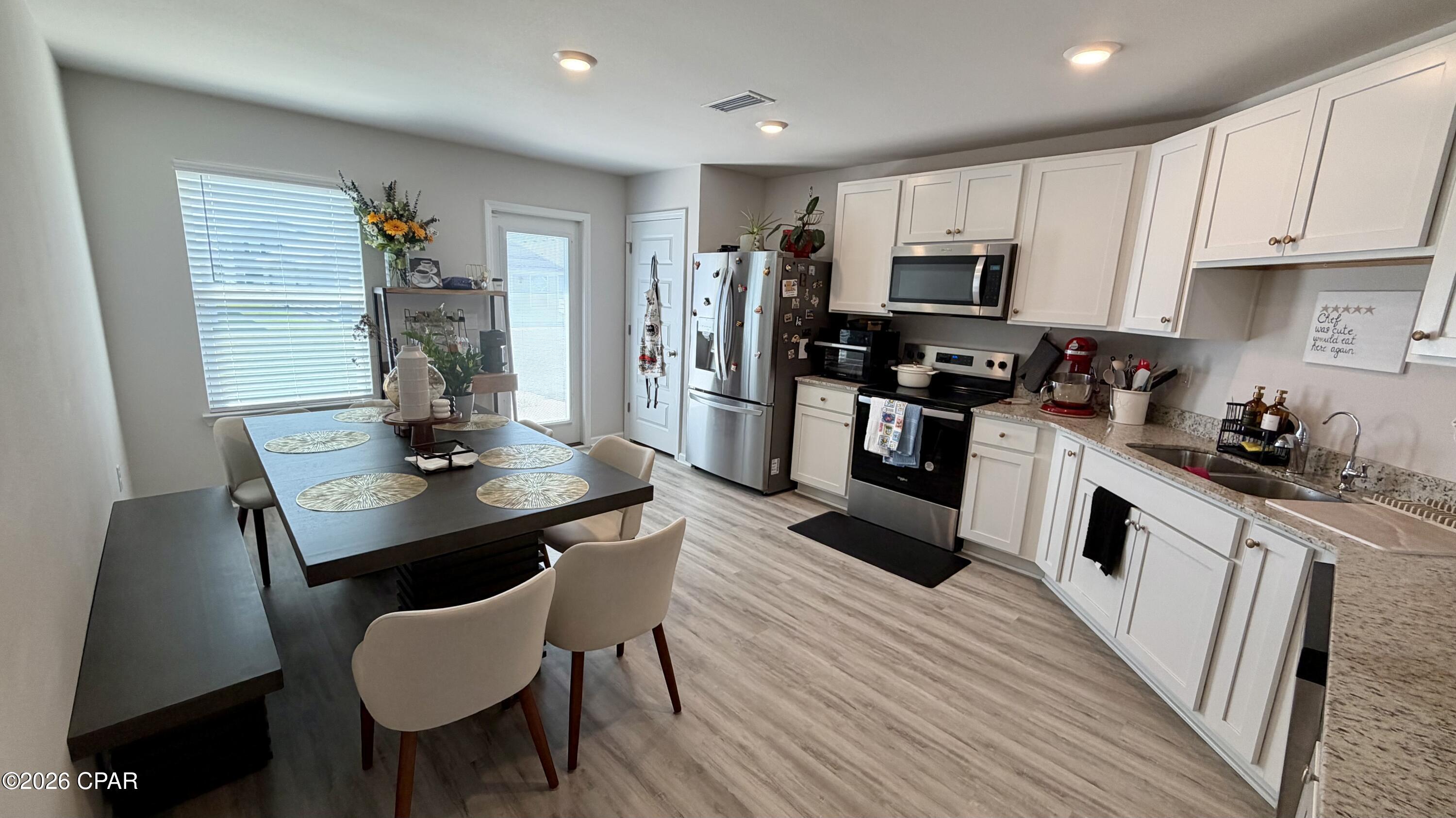 [No Recorded Subdiv] - Residential Lease