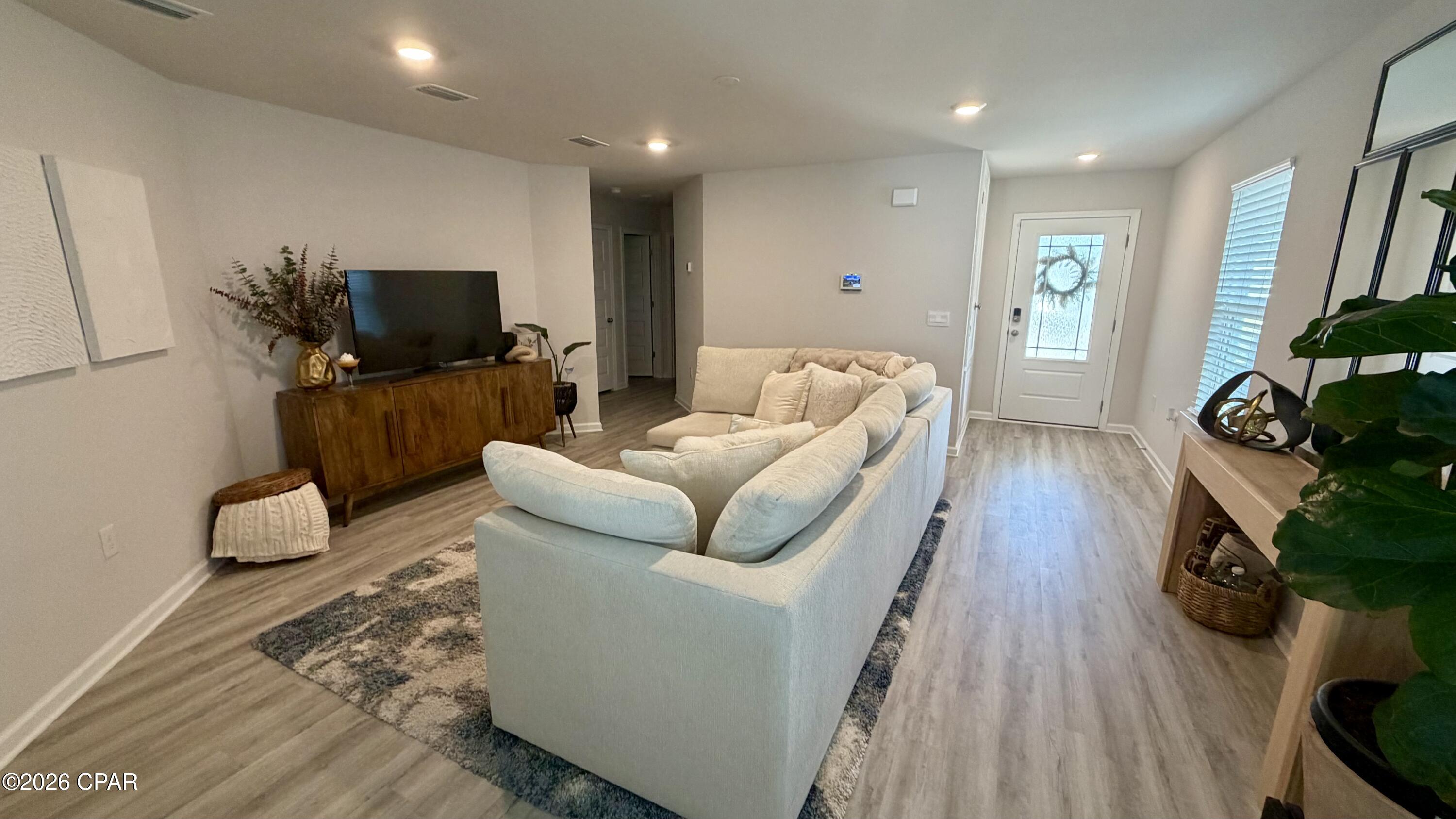 [No Recorded Subdiv] - Residential Lease