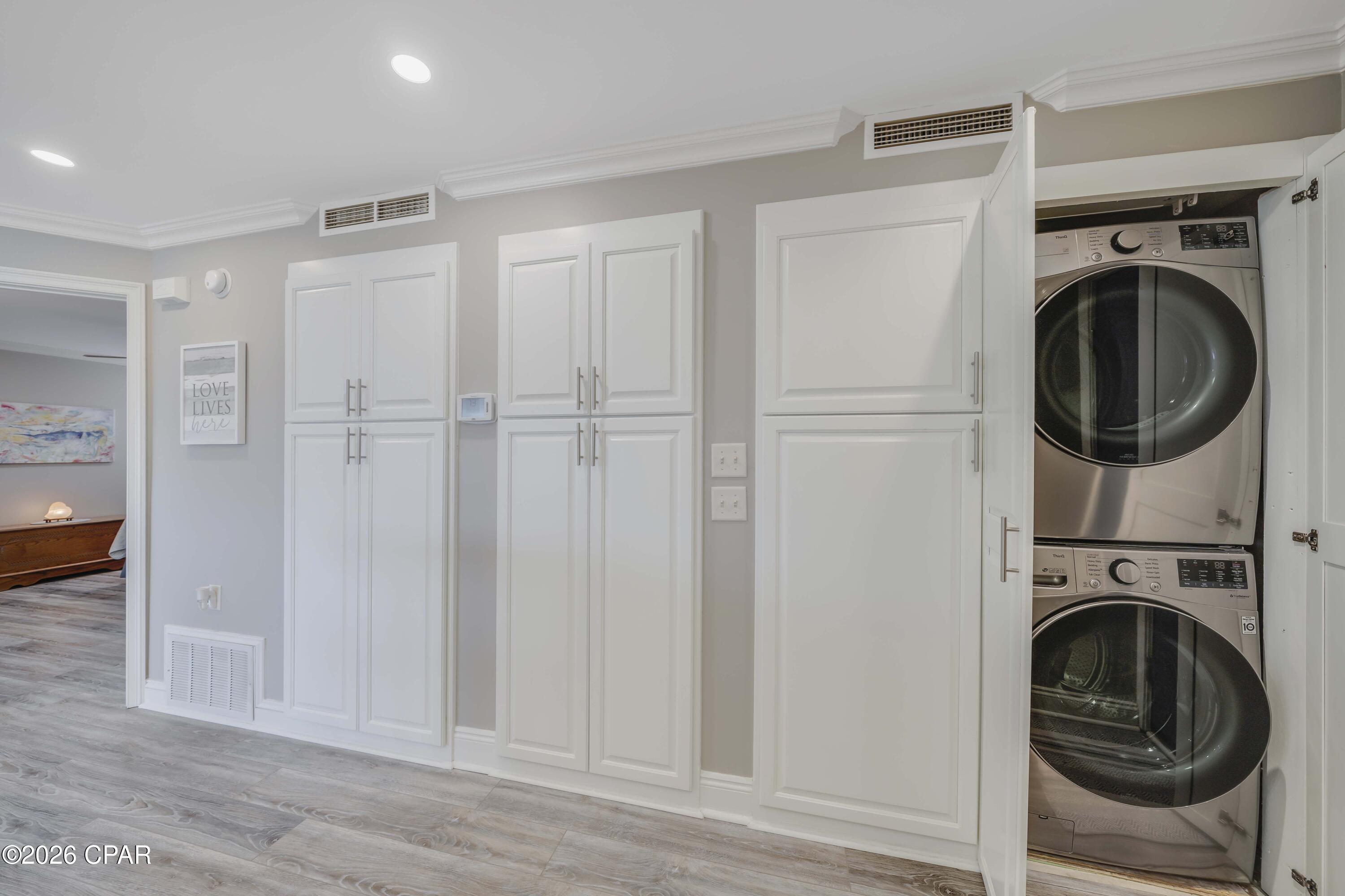 Bay Point Harbour Villas - Residential