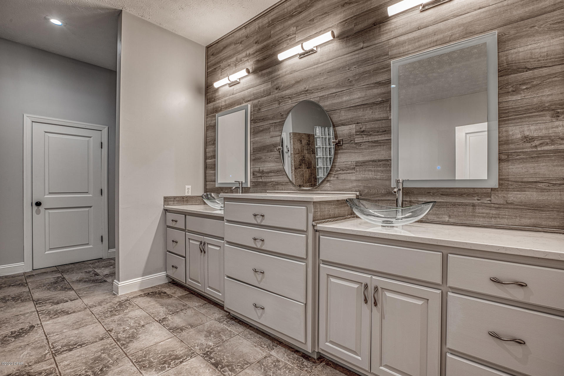 Woodlawn Unit 1 - Residential