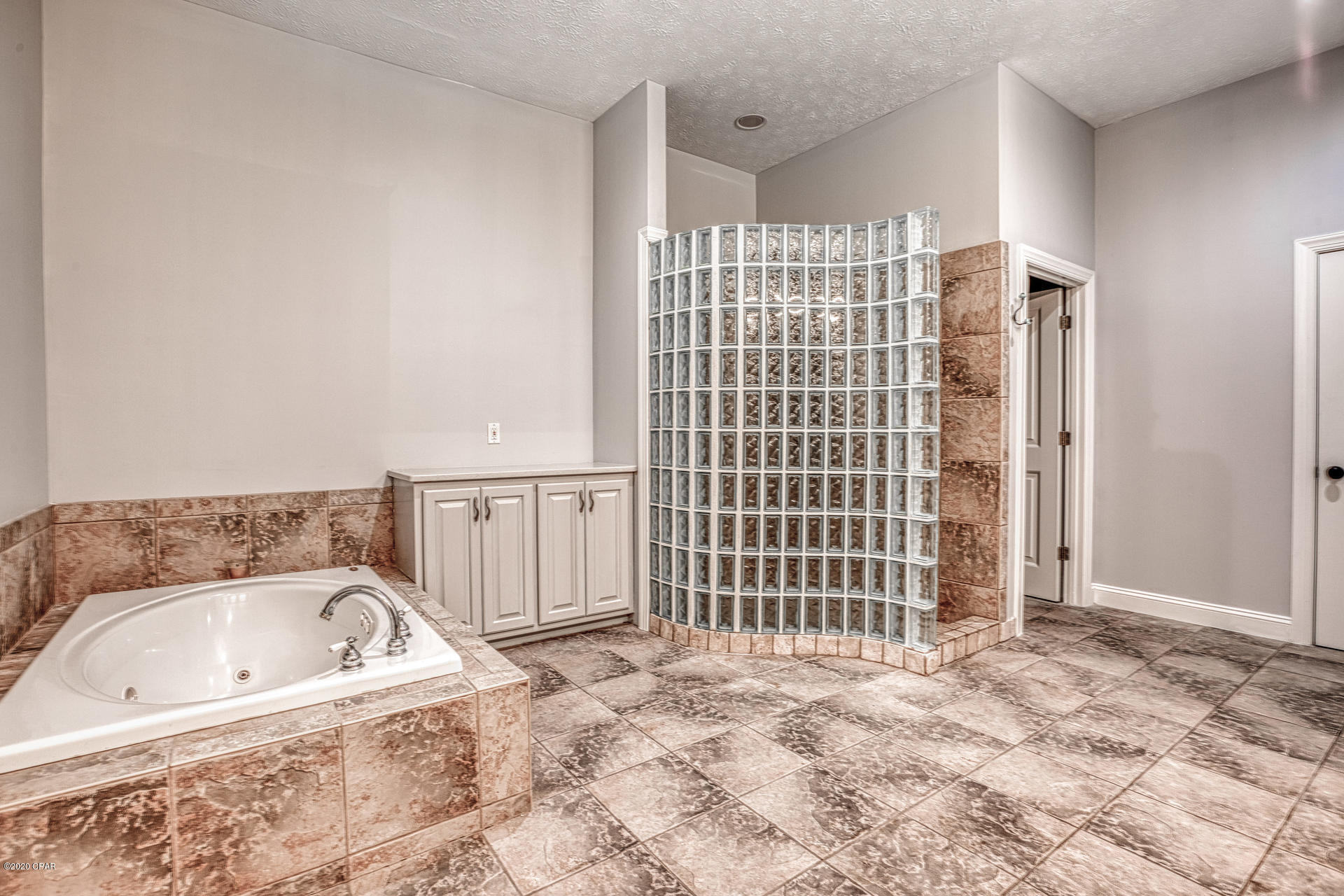 Woodlawn Unit 1 - Residential