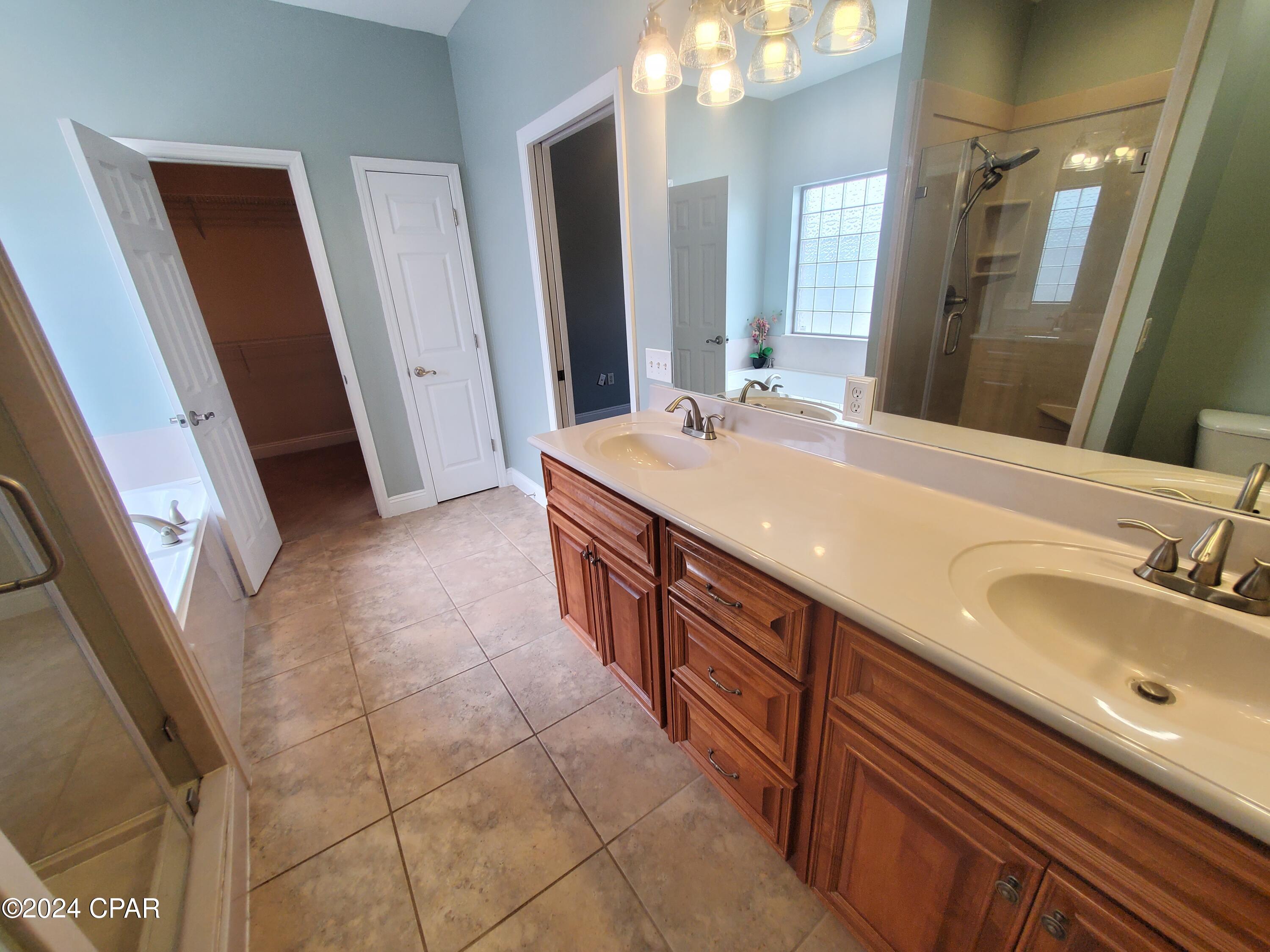 Hillcrest - Residential