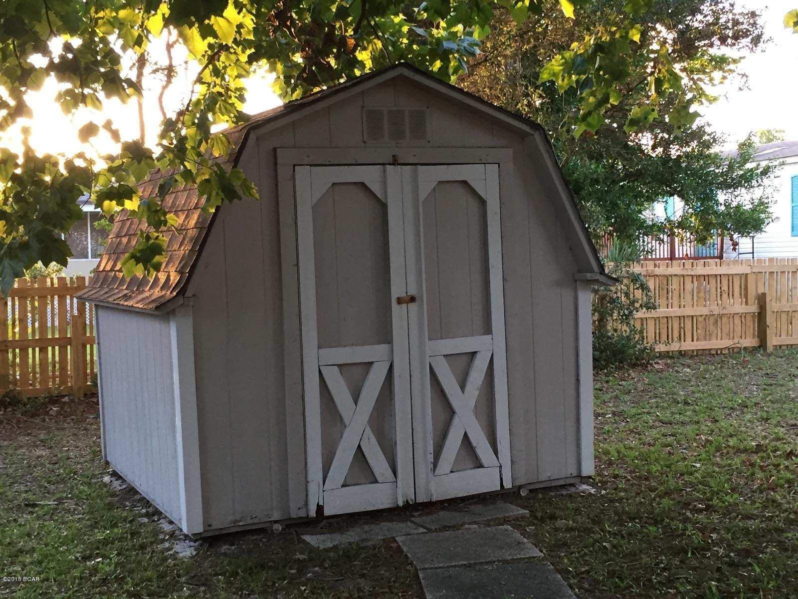 Laguna Beach Estates 7th Add - Residential