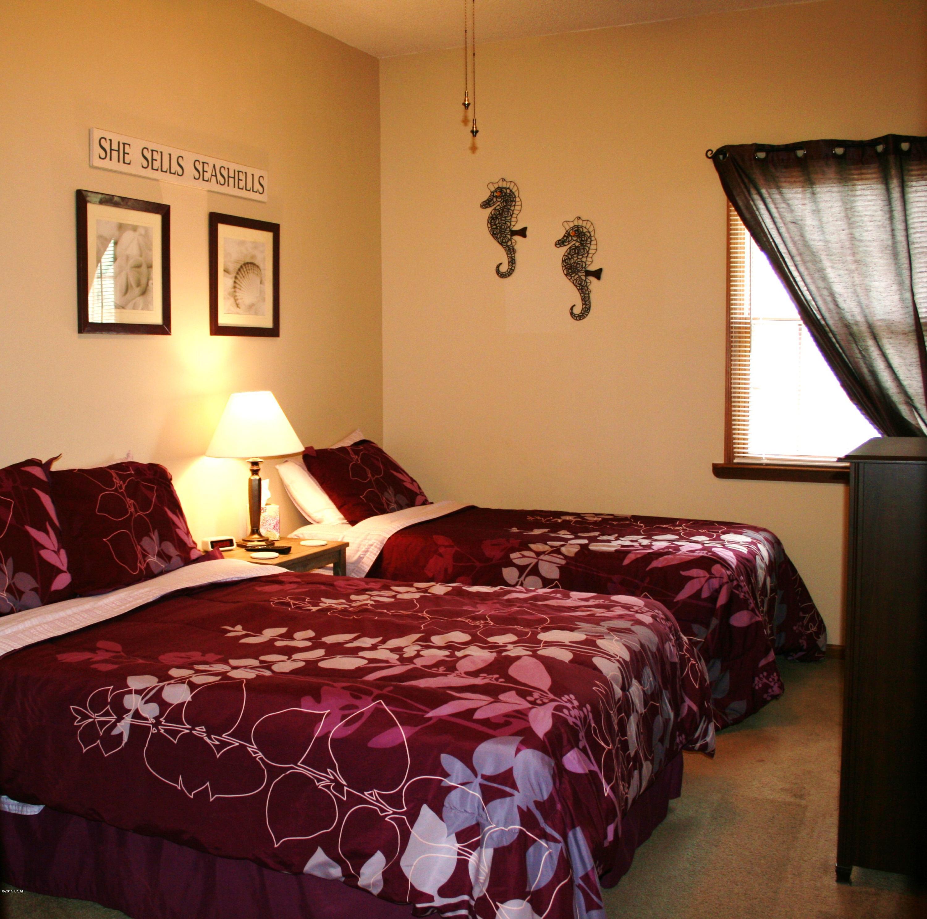 Laguna Beach Estates 7th Add - Residential