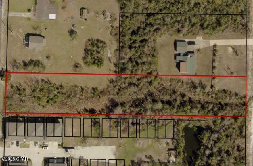 DON'T MISS THIS. Investor held property on the market after 5 years. Great opportunity to purchase a former homesite.  Build a home.Purchase for investment. Build near shopping and schools yet have privacy.
Bordered by Mary Ella Ave. and N Fox Ave.