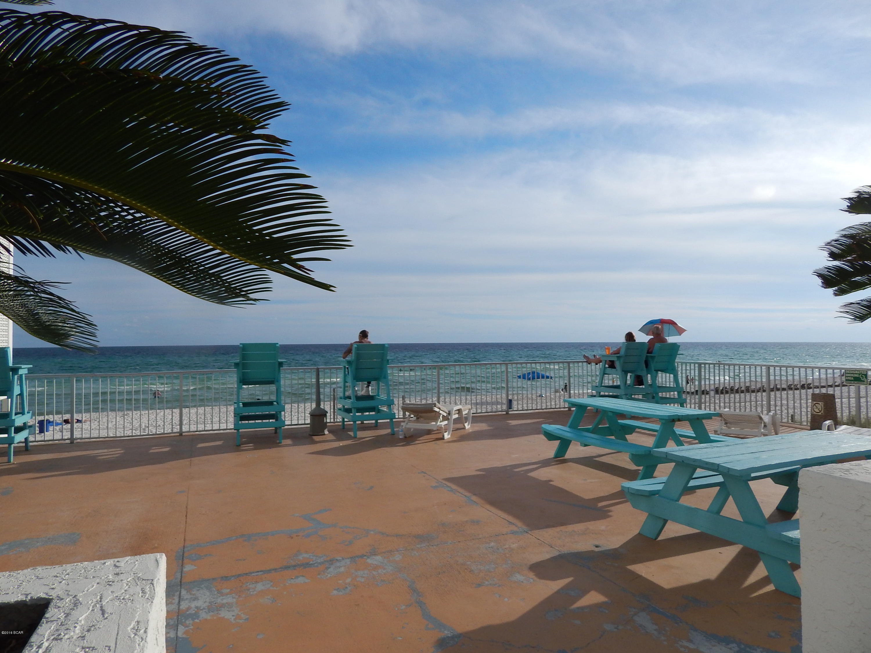 Fontainebleau Terrace - Residential