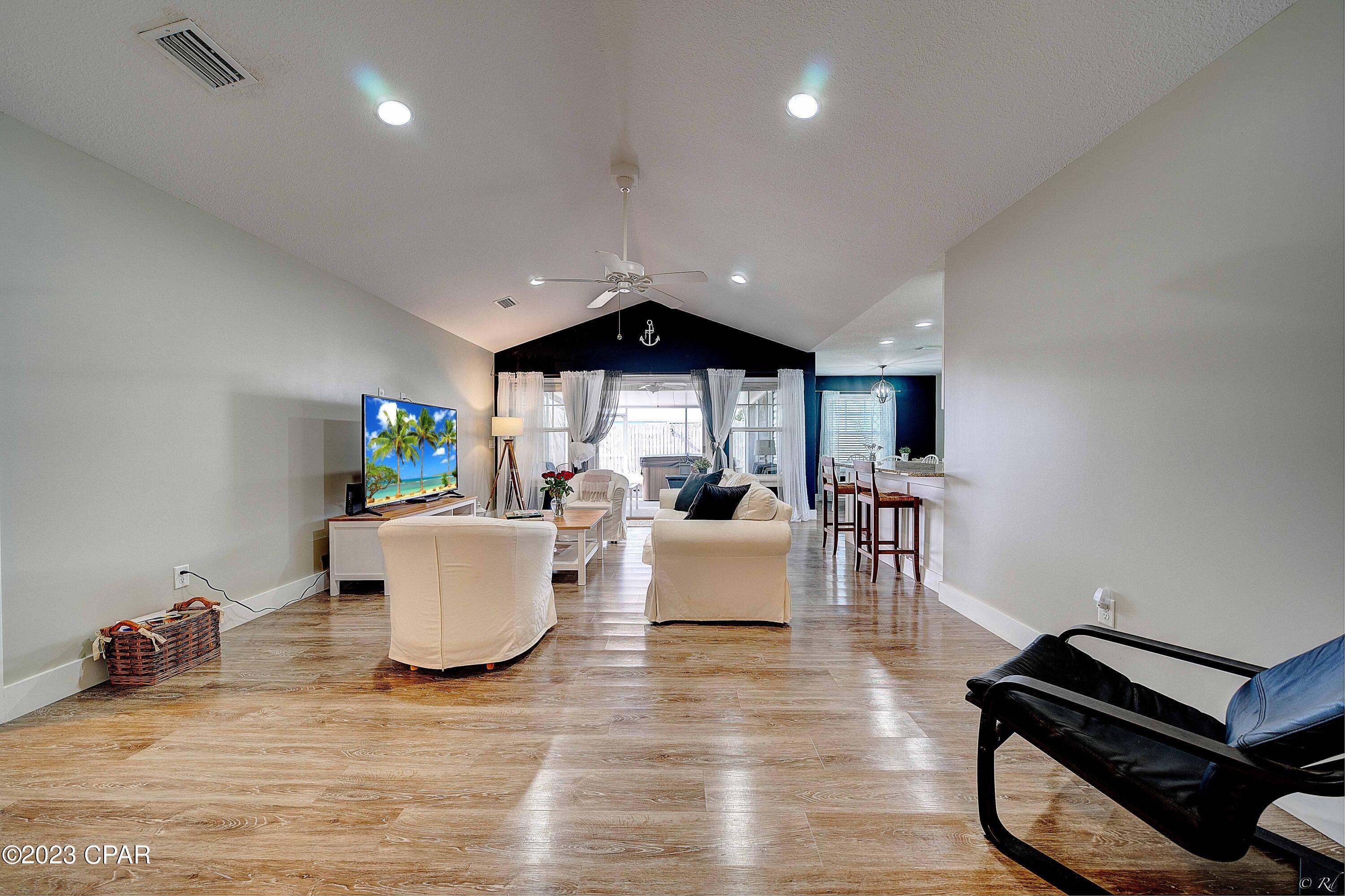 Laguna Beach 7th Add - Residential