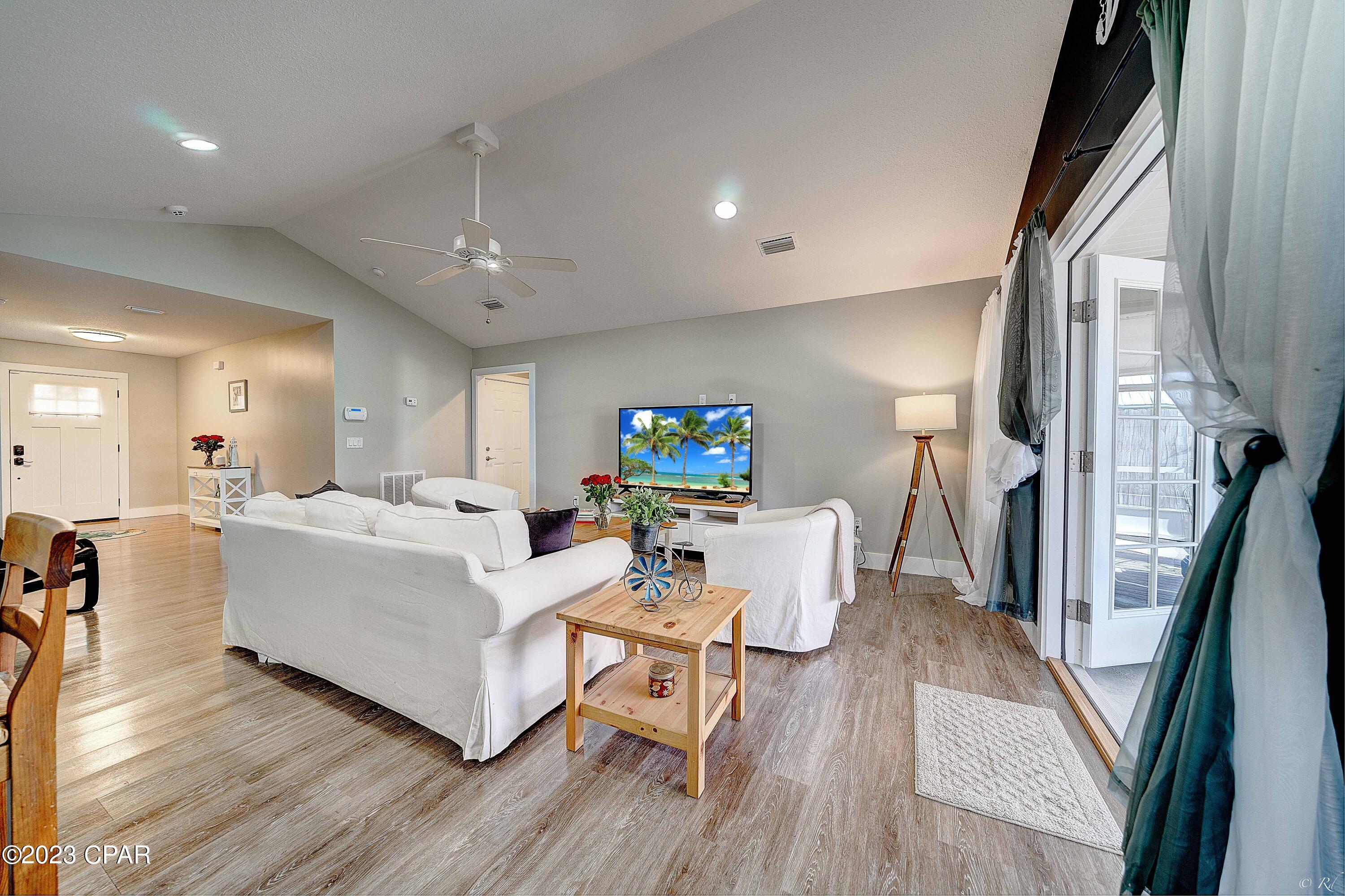 Laguna Beach 7th Add - Residential