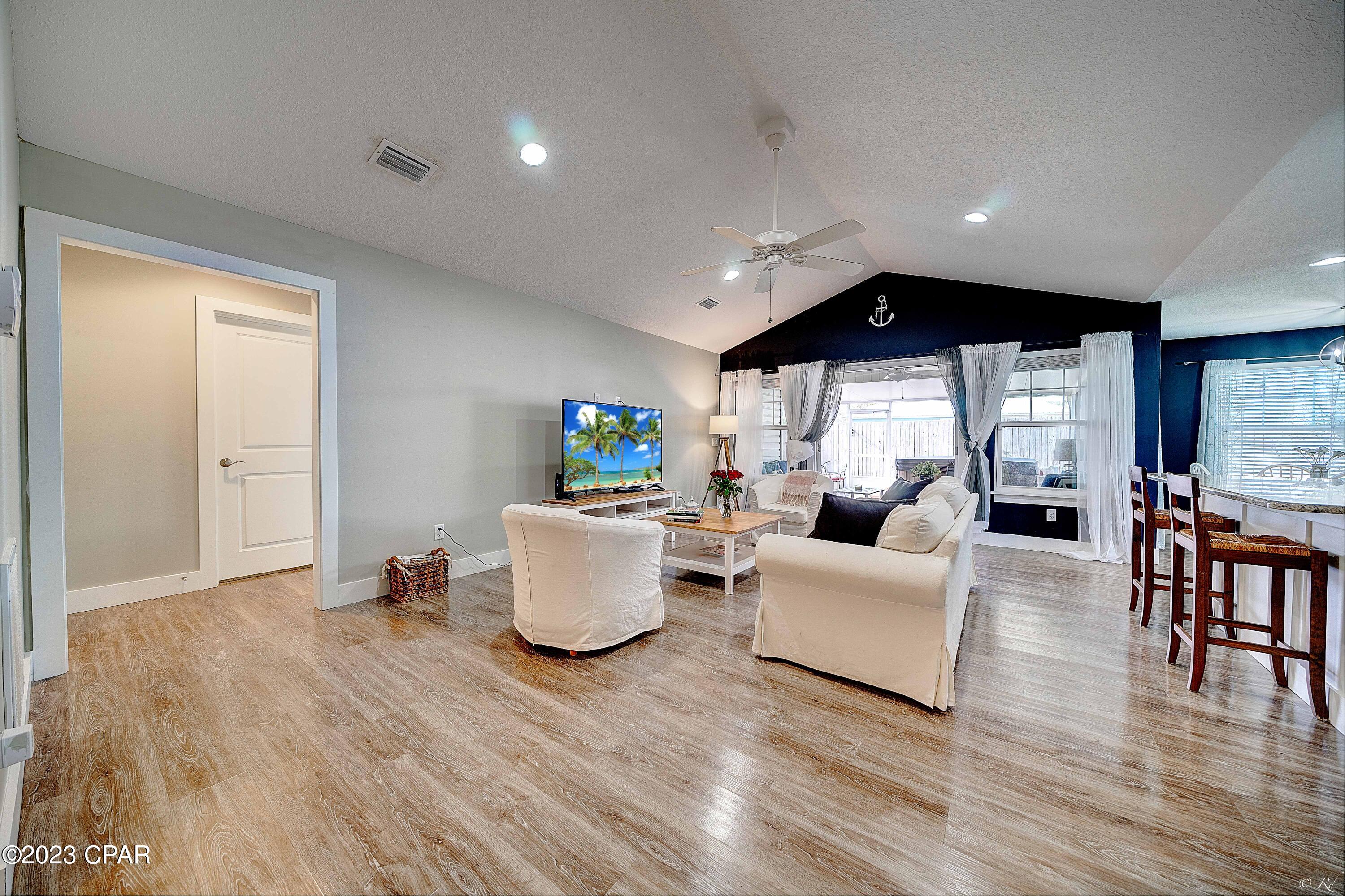 Laguna Beach 7th Add - Residential