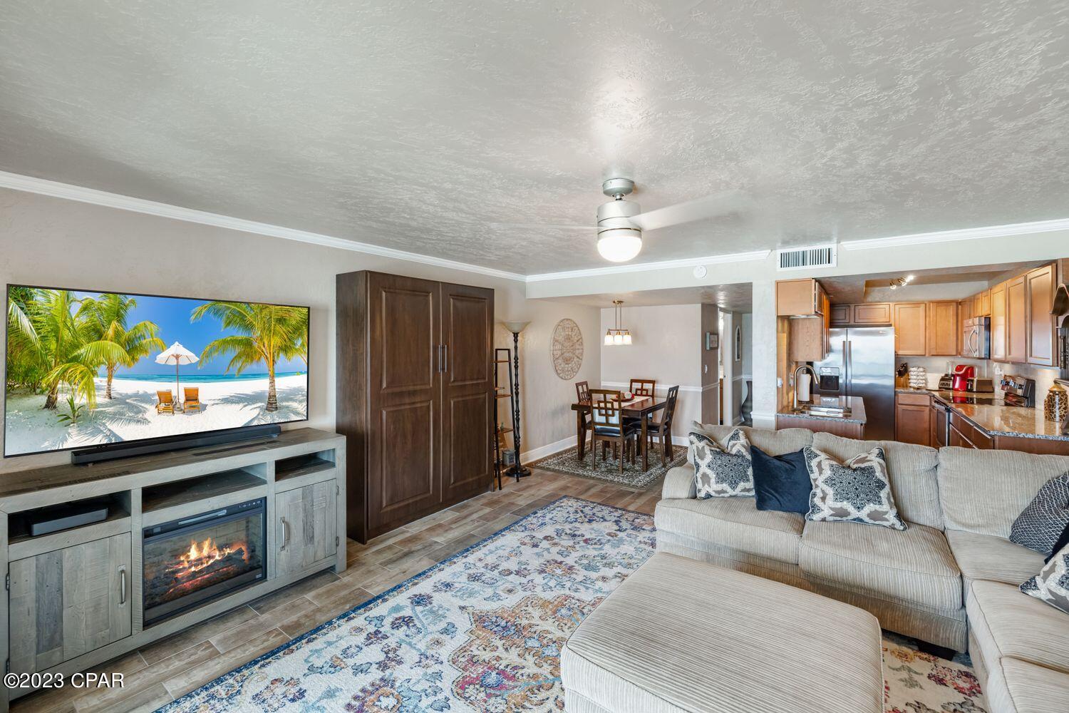 Mariner West Condo - Residential