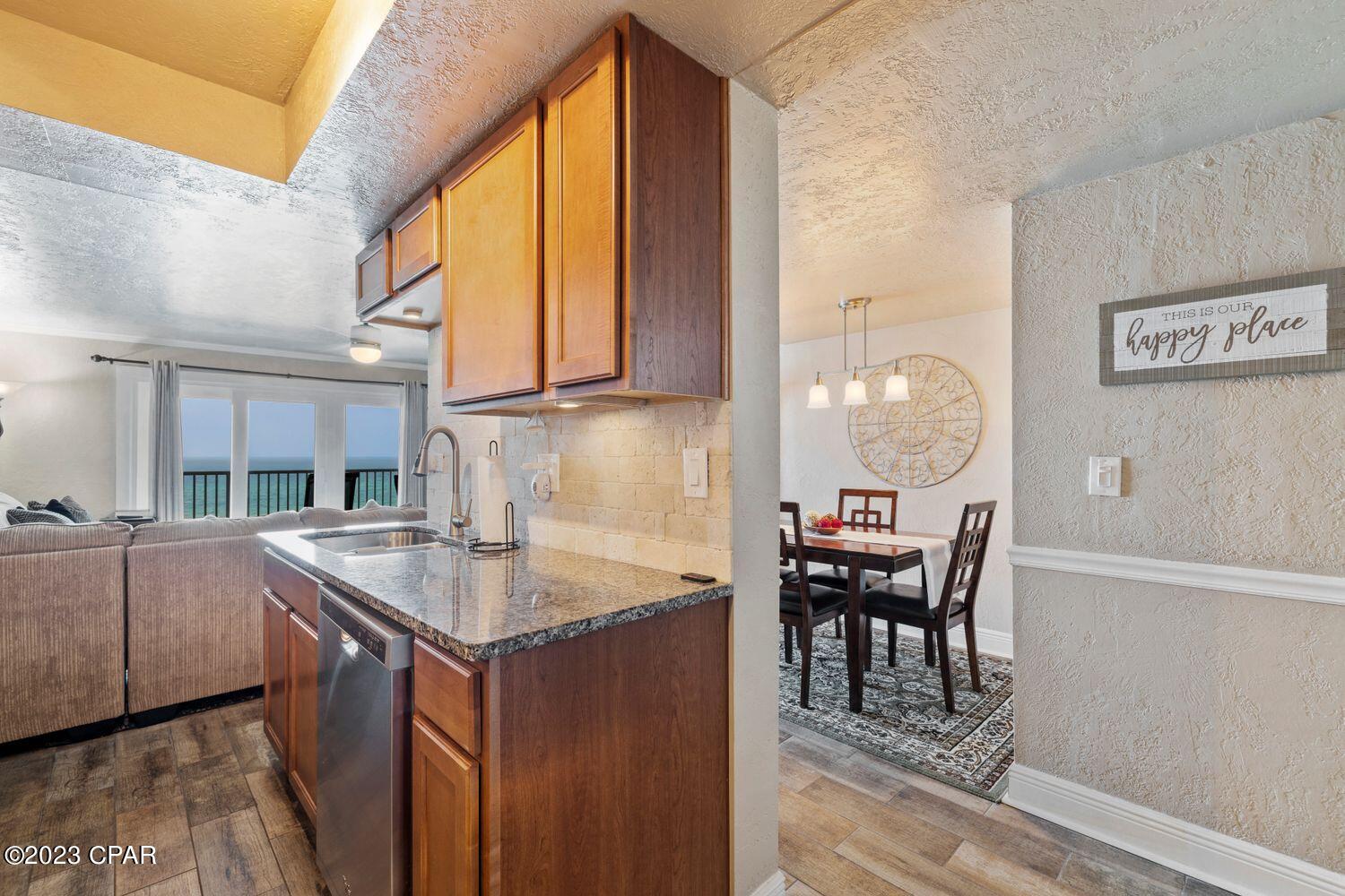 Mariner West Condo - Residential