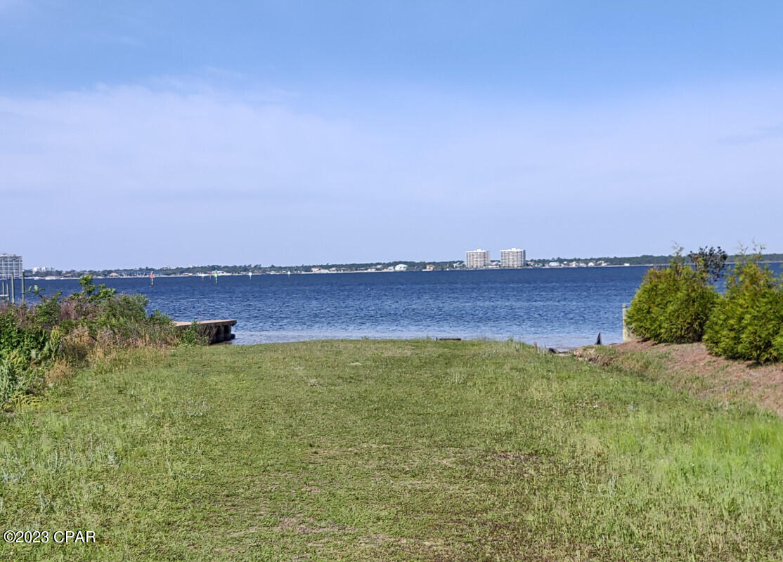 Bayview Heights - Land