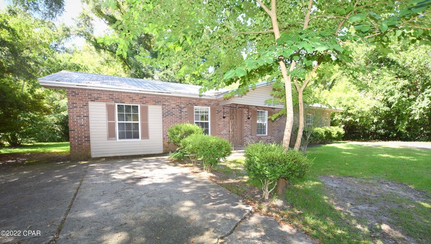 Nestled in the heart of Chipley, this brick beauty has been well maintained and is awaiting its new owners! Inside the 3 bedroom, 1 ½ bath you will find a cozy living room, vinyl plank flooring, eat-in kitchen, large laundry room and a 15x13 bonus room. Property is conveniently located minutes from schools, restaurants and the hospital.