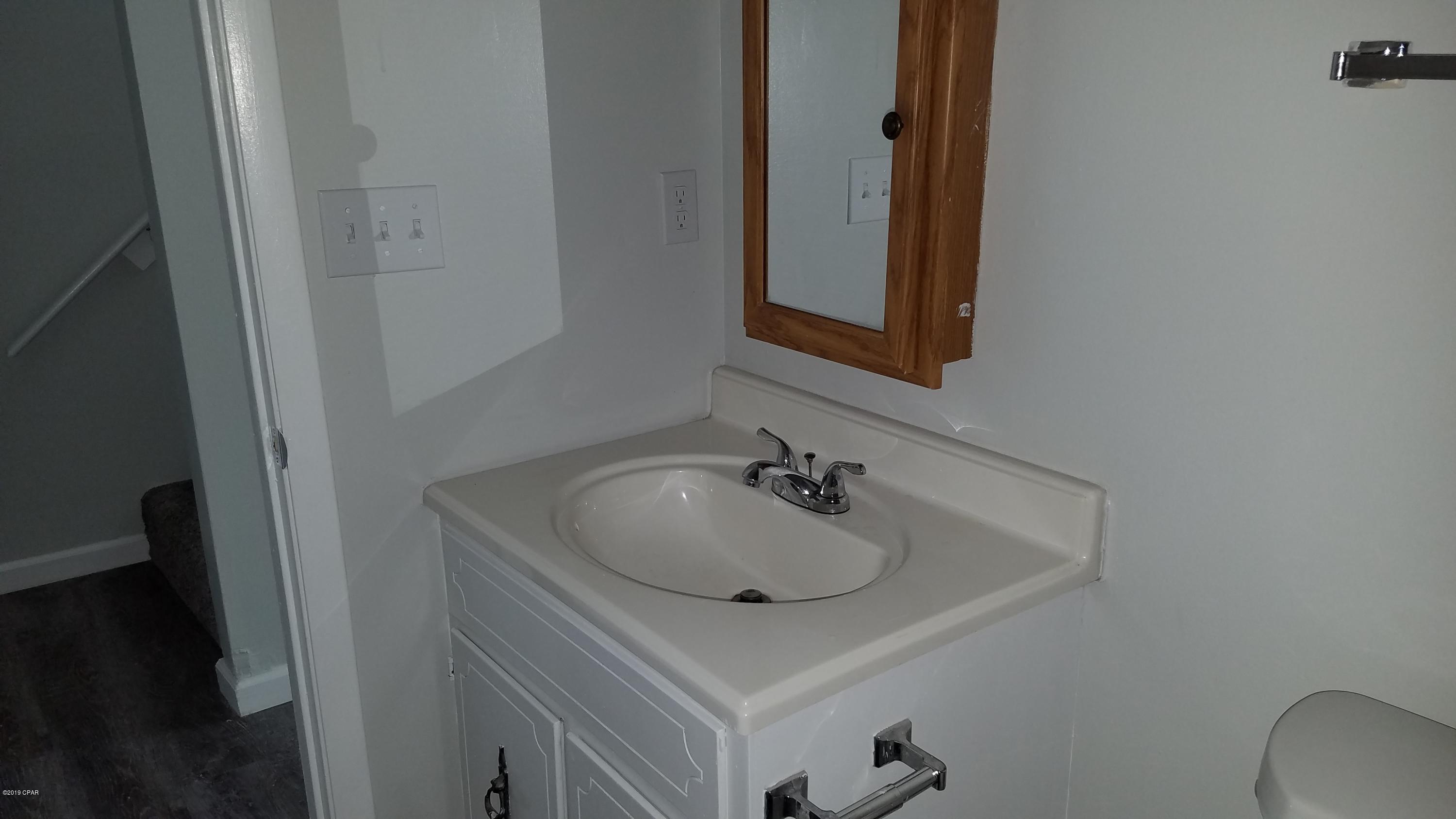 [No Recorded Subdiv] - Residential Lease