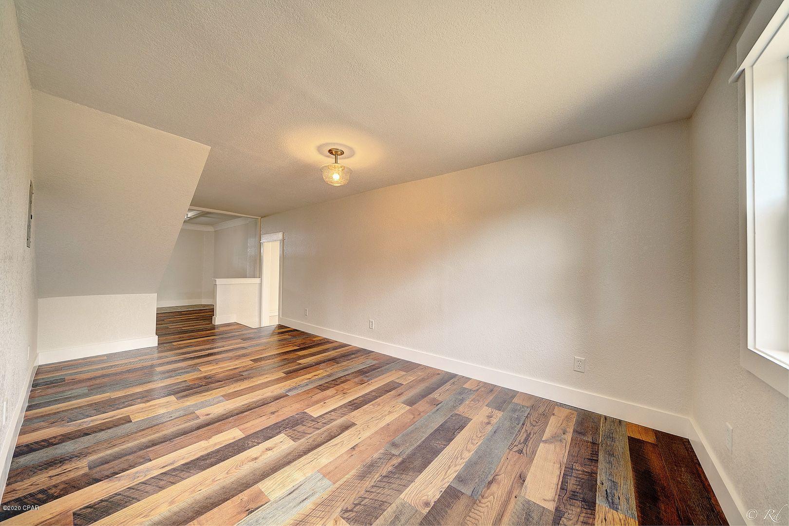 Cove Terrace 2nd Add - Residential