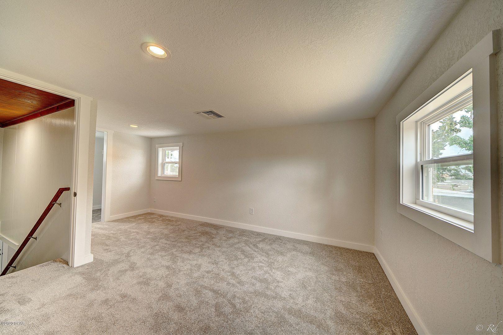 Cove Terrace 2nd Add - Residential