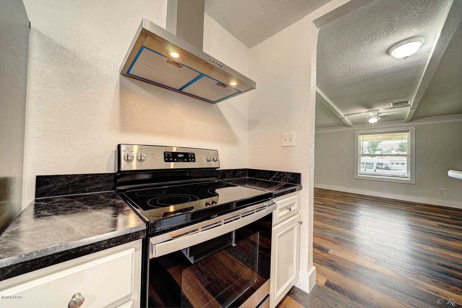 Cove Terrace 2nd Add - Residential