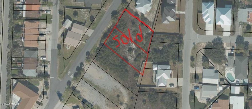 Listed for comp purposes only. 612 and 614 Gulf Blvd included in Sale. 

Parcel #33984-061-040 and Parcel #33984-061-050.