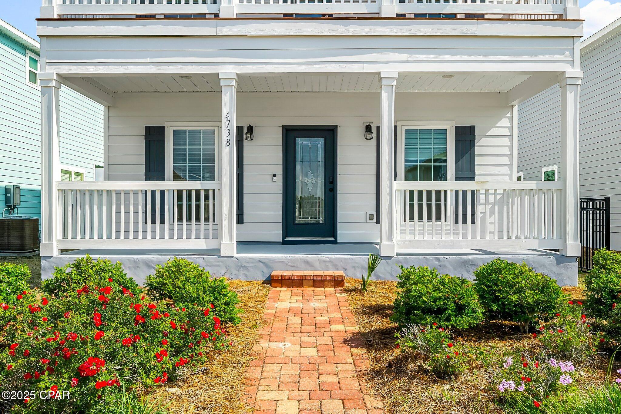 Magnolia Bay Club - Residential