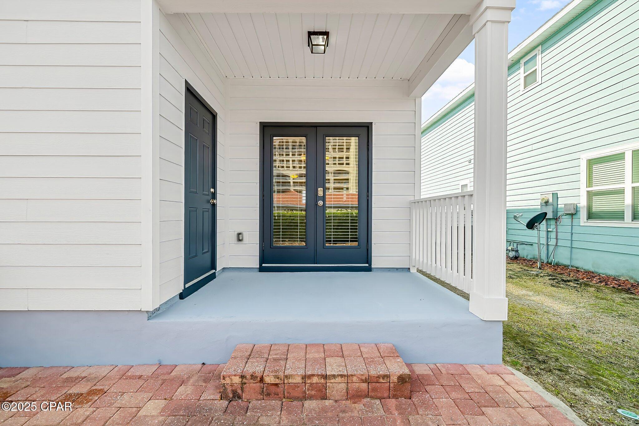 Magnolia Bay Club - Residential