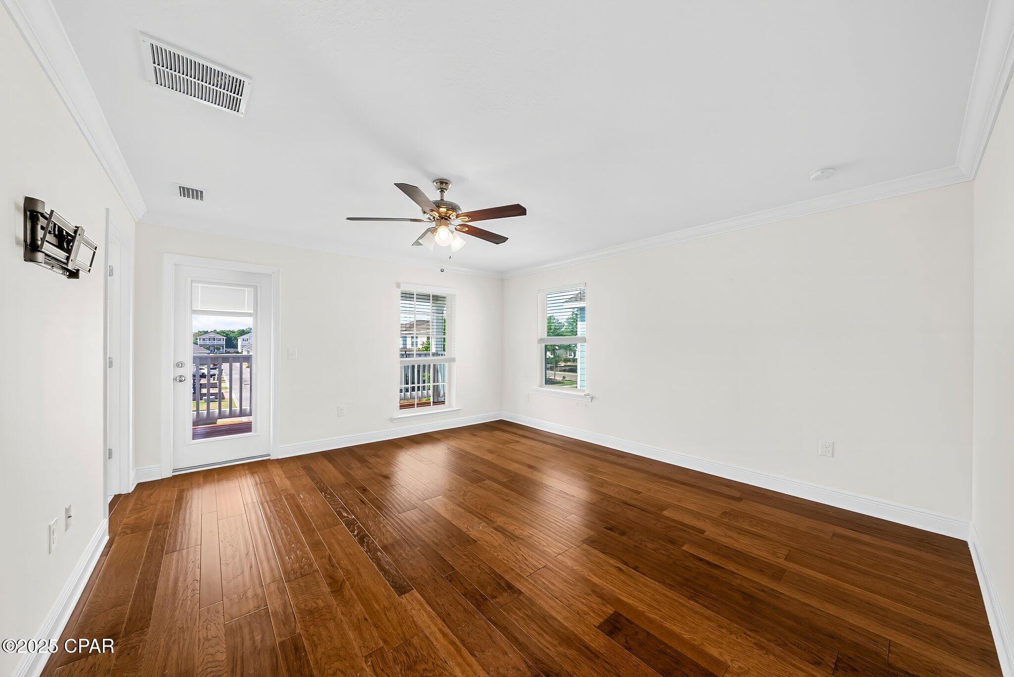 Magnolia Bay Club - Residential