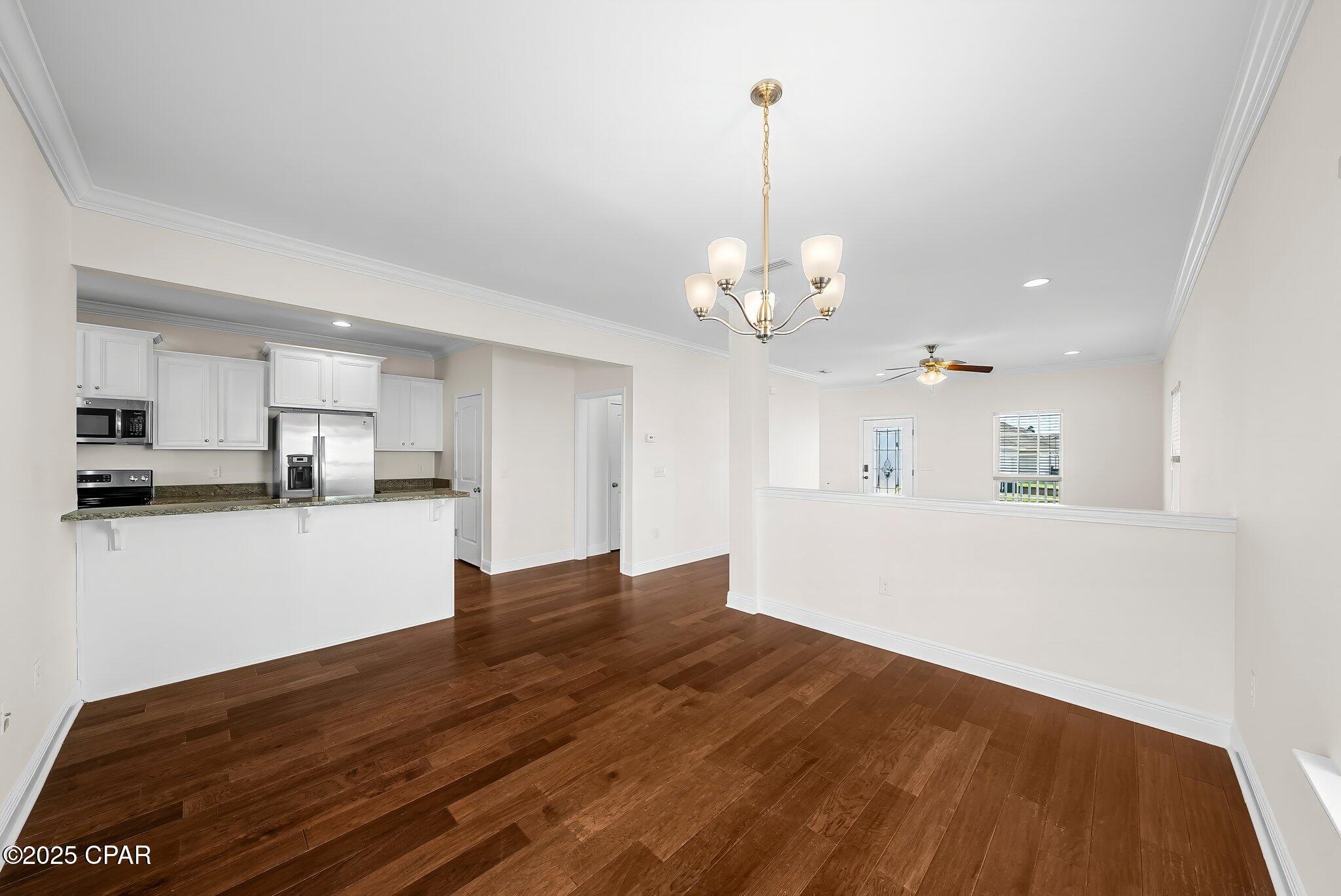 Magnolia Bay Club - Residential