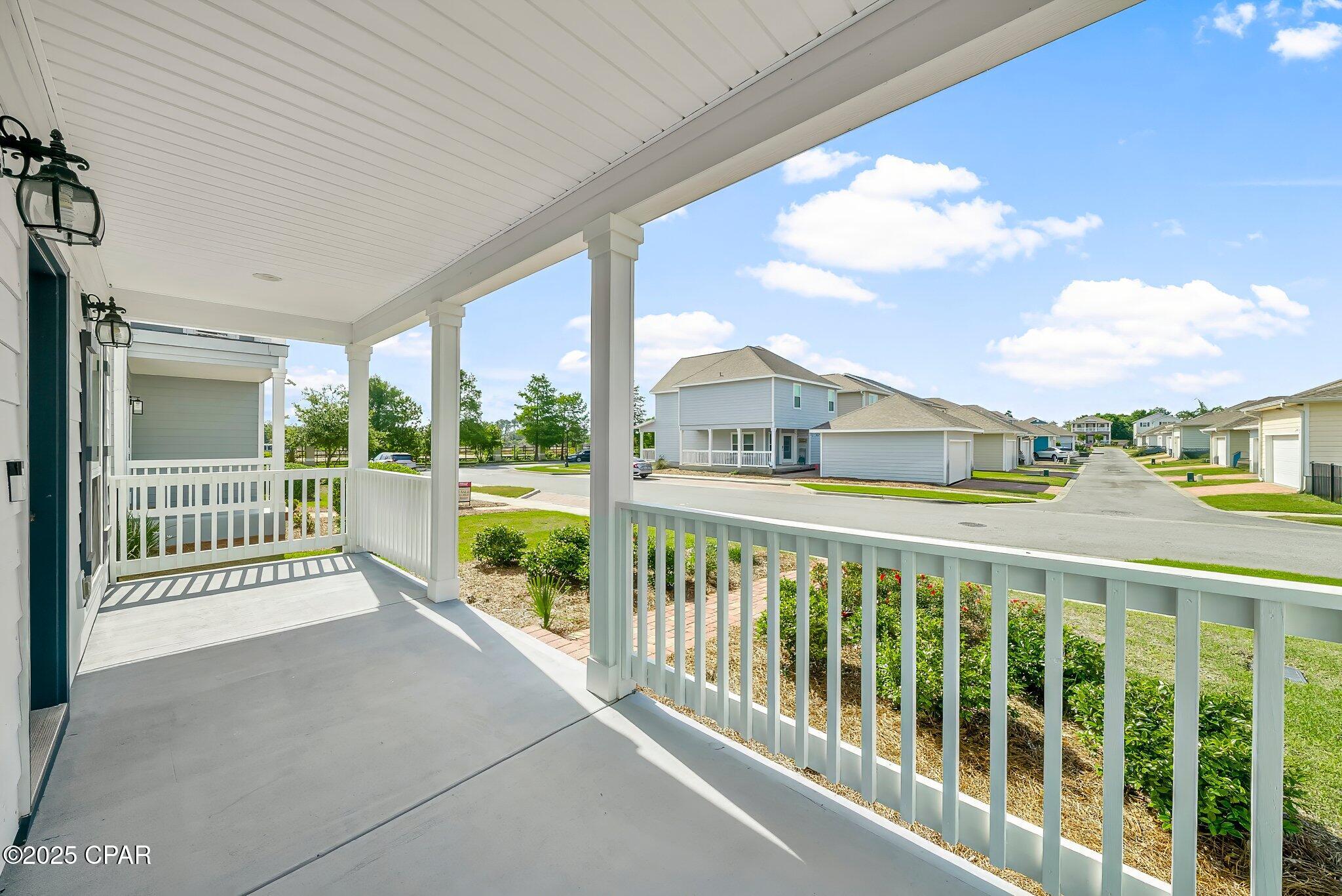 Magnolia Bay Club - Residential