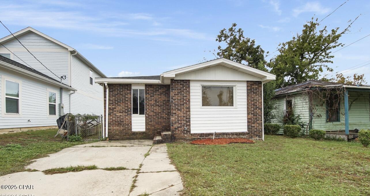 [No Recorded Subdiv] - Residential